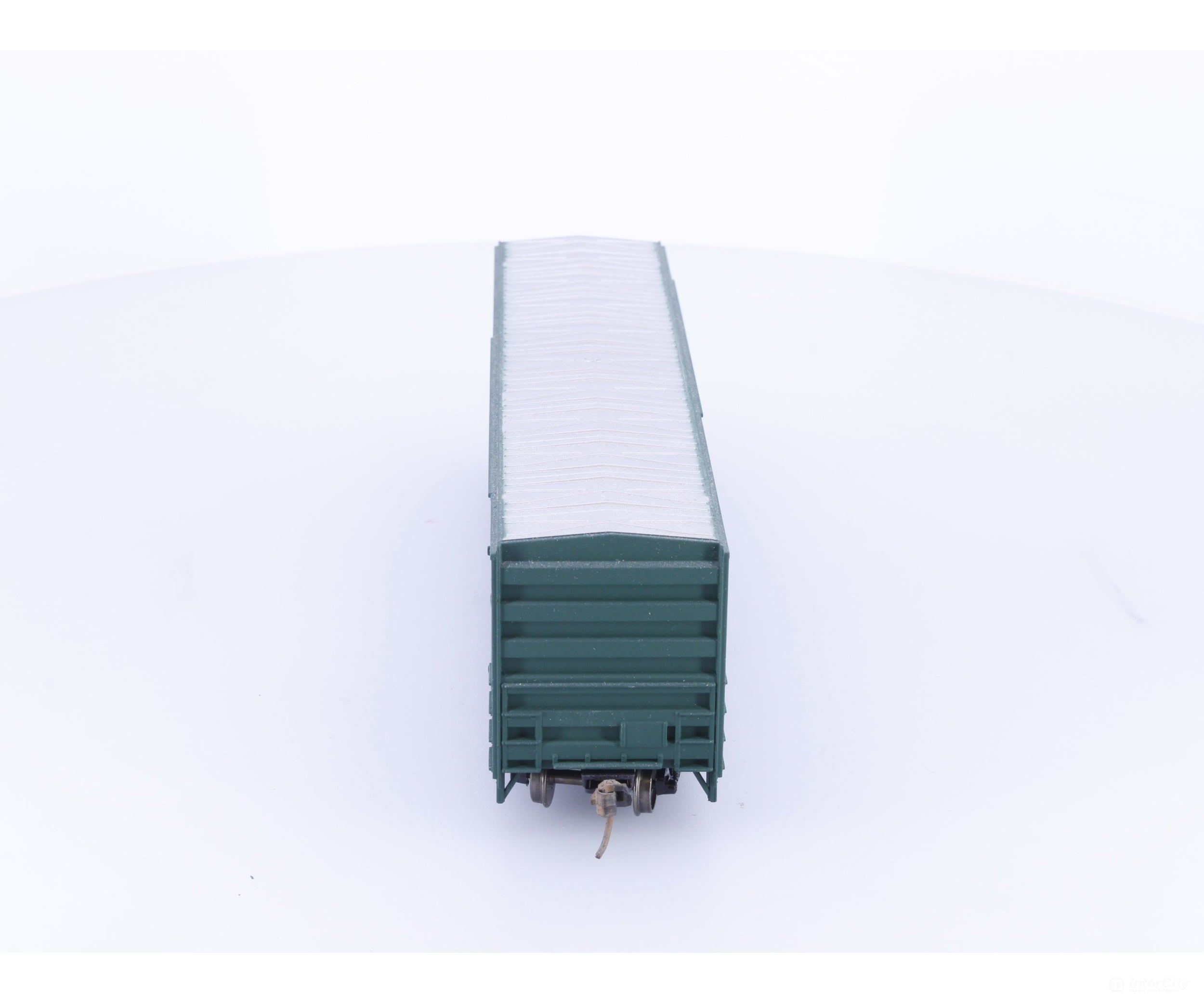 InterMountain 48300 HO FMC 5283 Cu. Ft. Boxcar Undecorated 5813 - Freight Cars