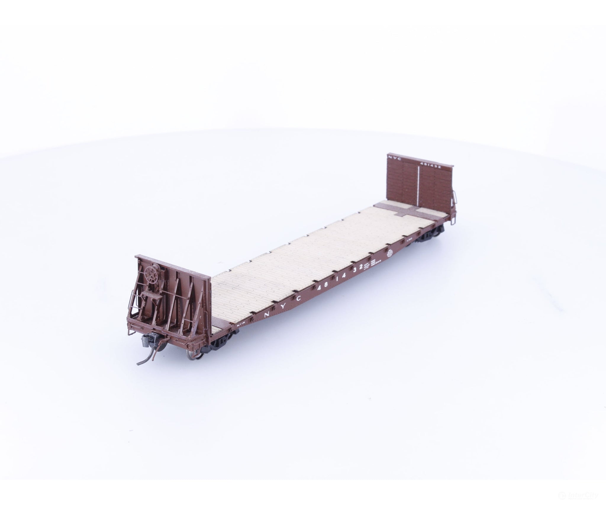 InterMountain 48752-05 HO 70 Ton Bulkhead Flatcar New York Central (NYC) 481432 - Freight Cars