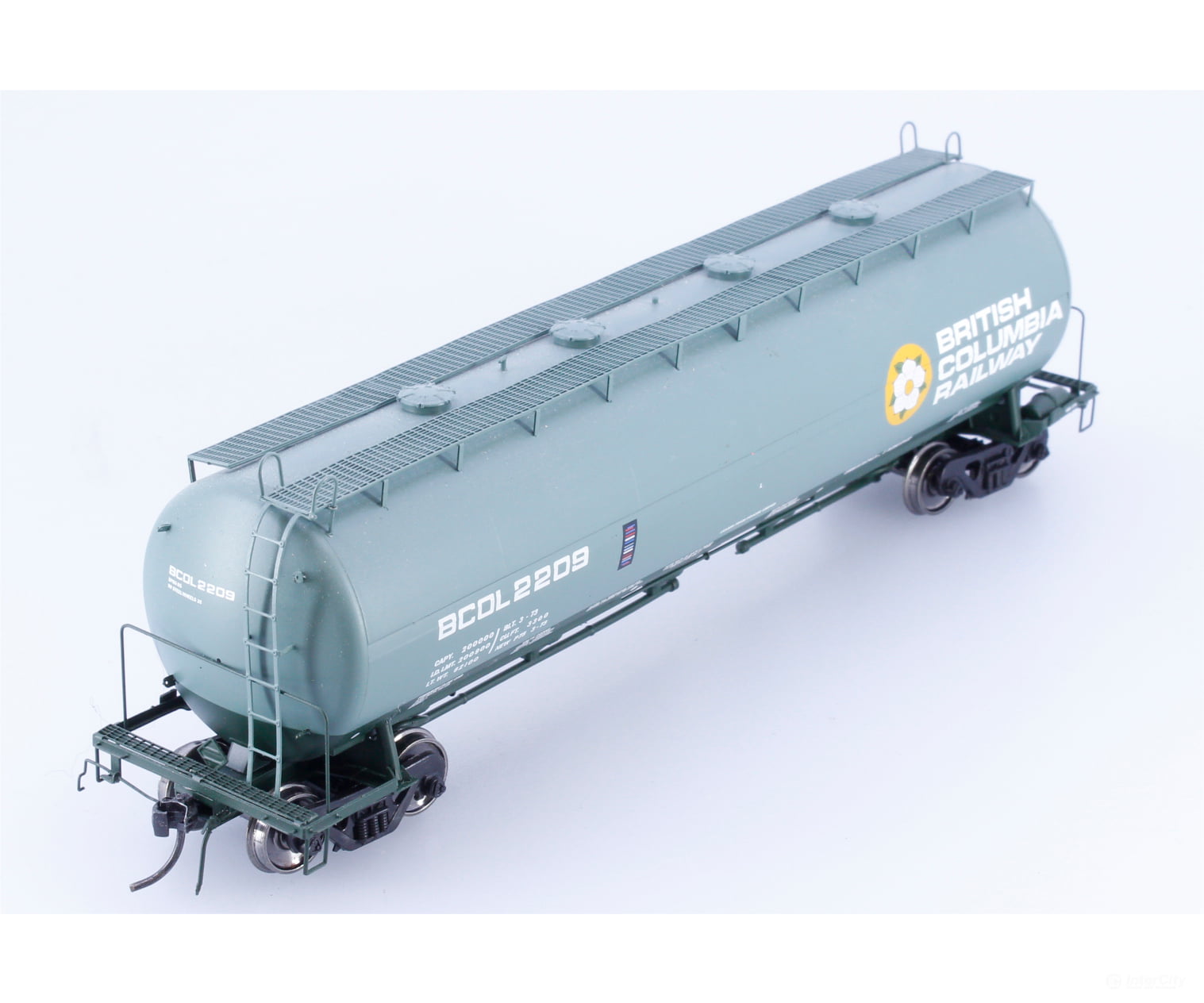 Intermountain 48902-08 HO Pressure Flow Hopper BC Rail (BCOL) 2209 - Freight Cars
