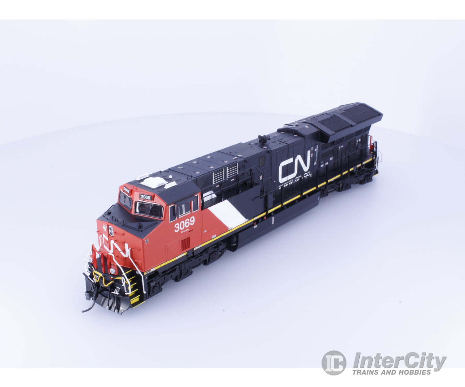InterMountain 497102S-11 HO ET44AC CN Website Diesel Locomotive ESU Canadian National (CN) 3069 DCC & Sound Locomotives