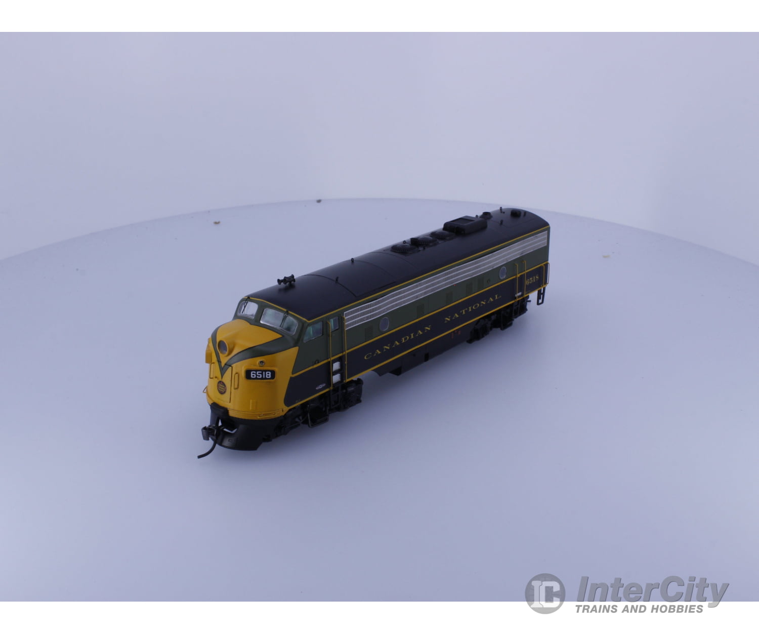 InterMountain 49987S-03 HO EMD FP9 Diesel Locomotive Green Scheme Canadian National (CN) 6518 DCC & Sound Locomotives