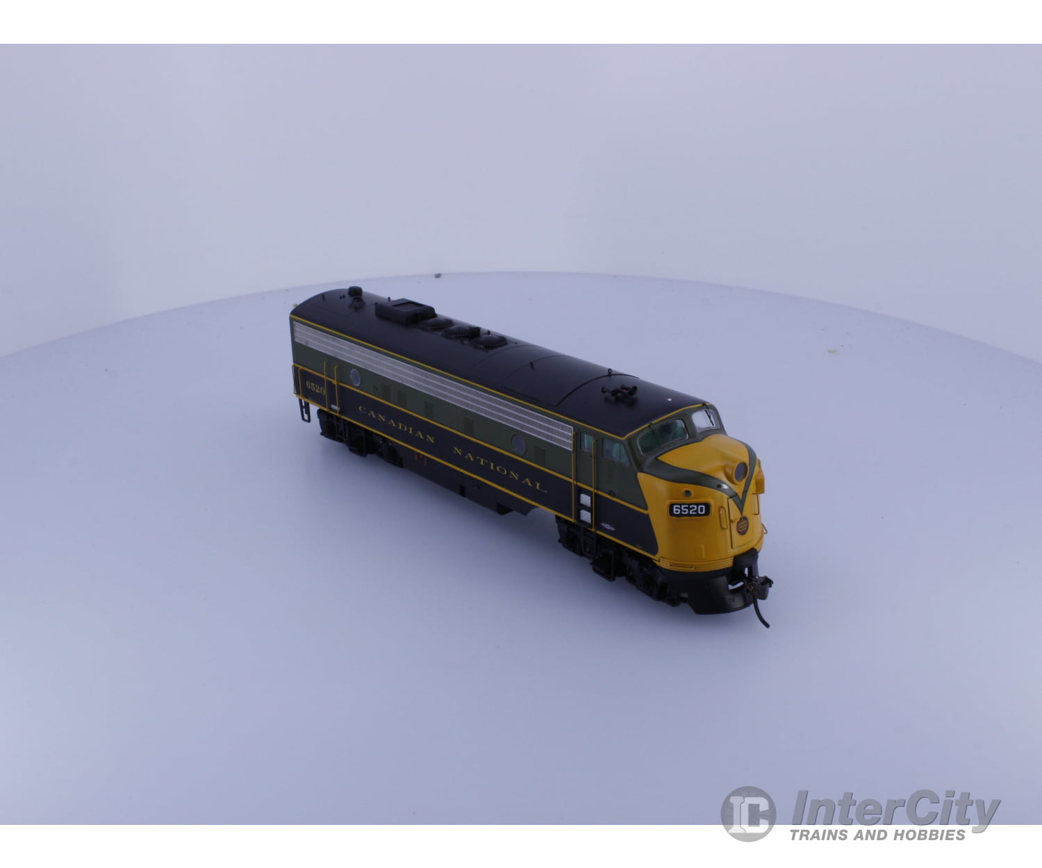 InterMountain 49987S-04 HO EMD FP9 Diesel Locomotive Green Scheme Canadian National (CN) 6520 DCC & Sound Locomotives