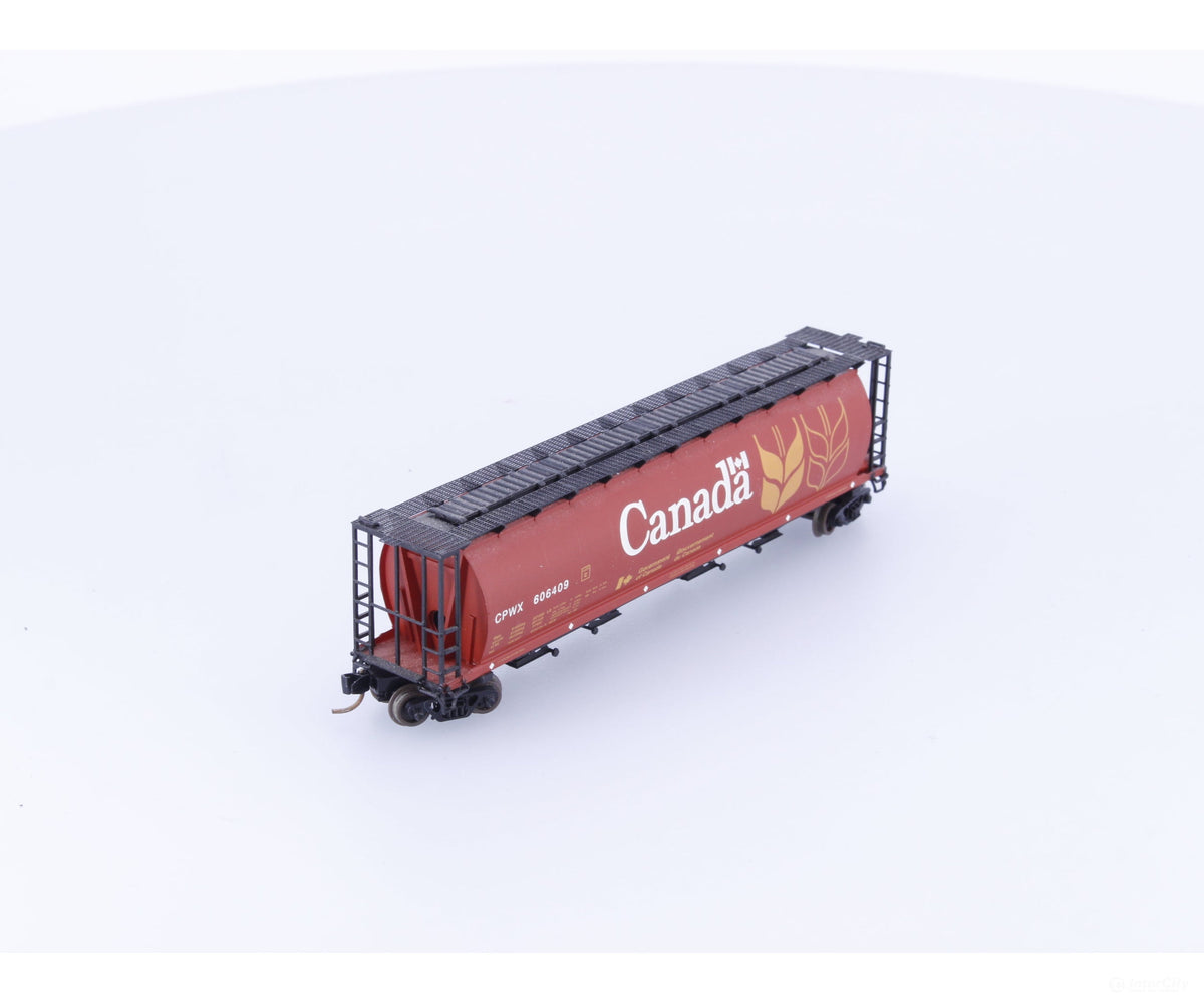 InterMountain 65102-32 N 4 Bay Cylindrical Hopper Govt of Canada (CPWX) 606409 - Freight Cars