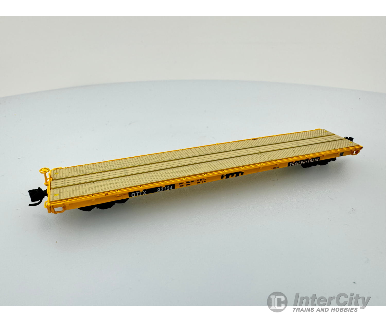 Intermountain 66401-06 N 60’ Flatcar Trailer Train Ttx Corp. (Ttx) 92146 Freight Cars