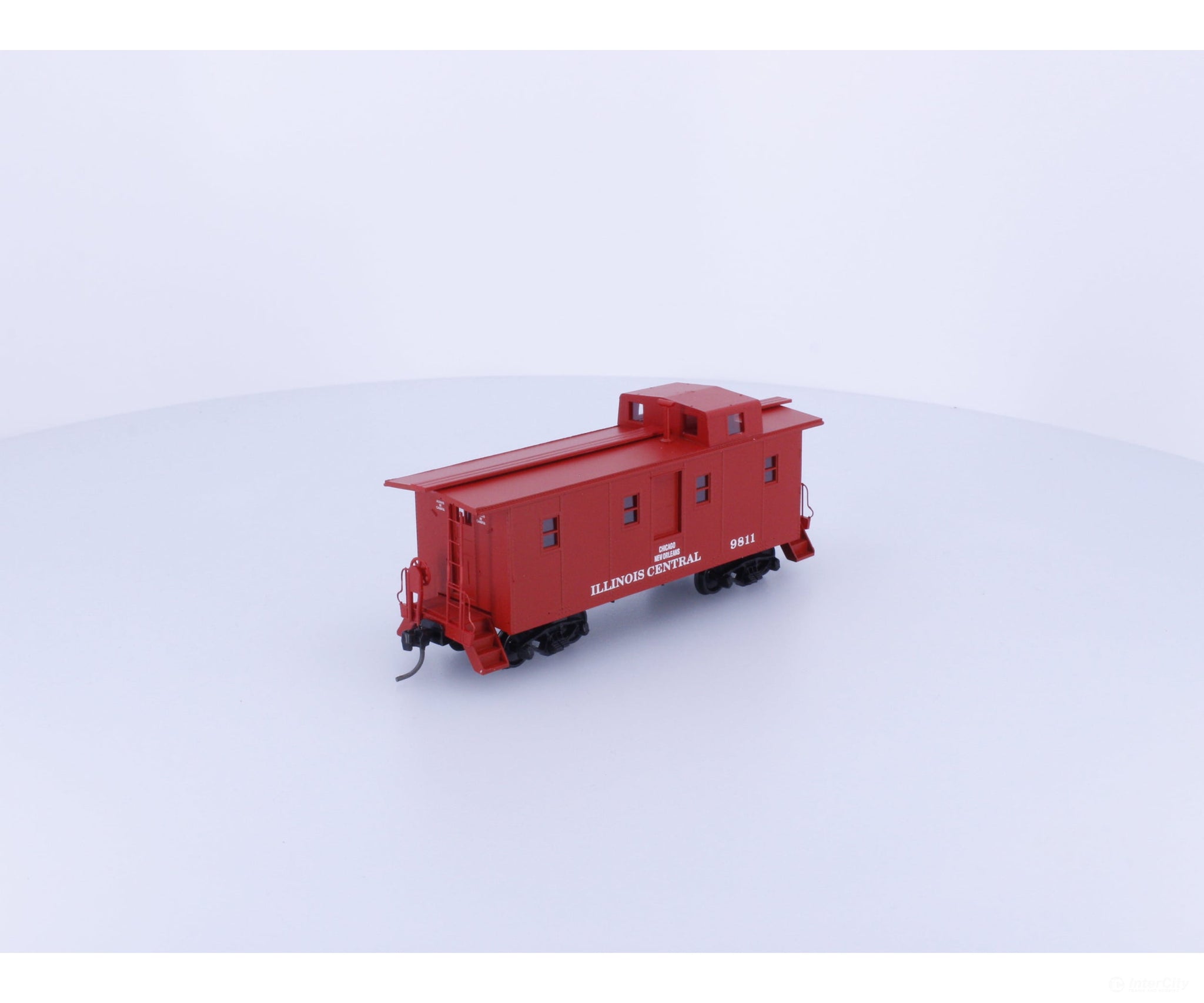 InterMountain CCS-1026 HO Red Caboose Illinois Central (IC) 9811 Freight Cars
