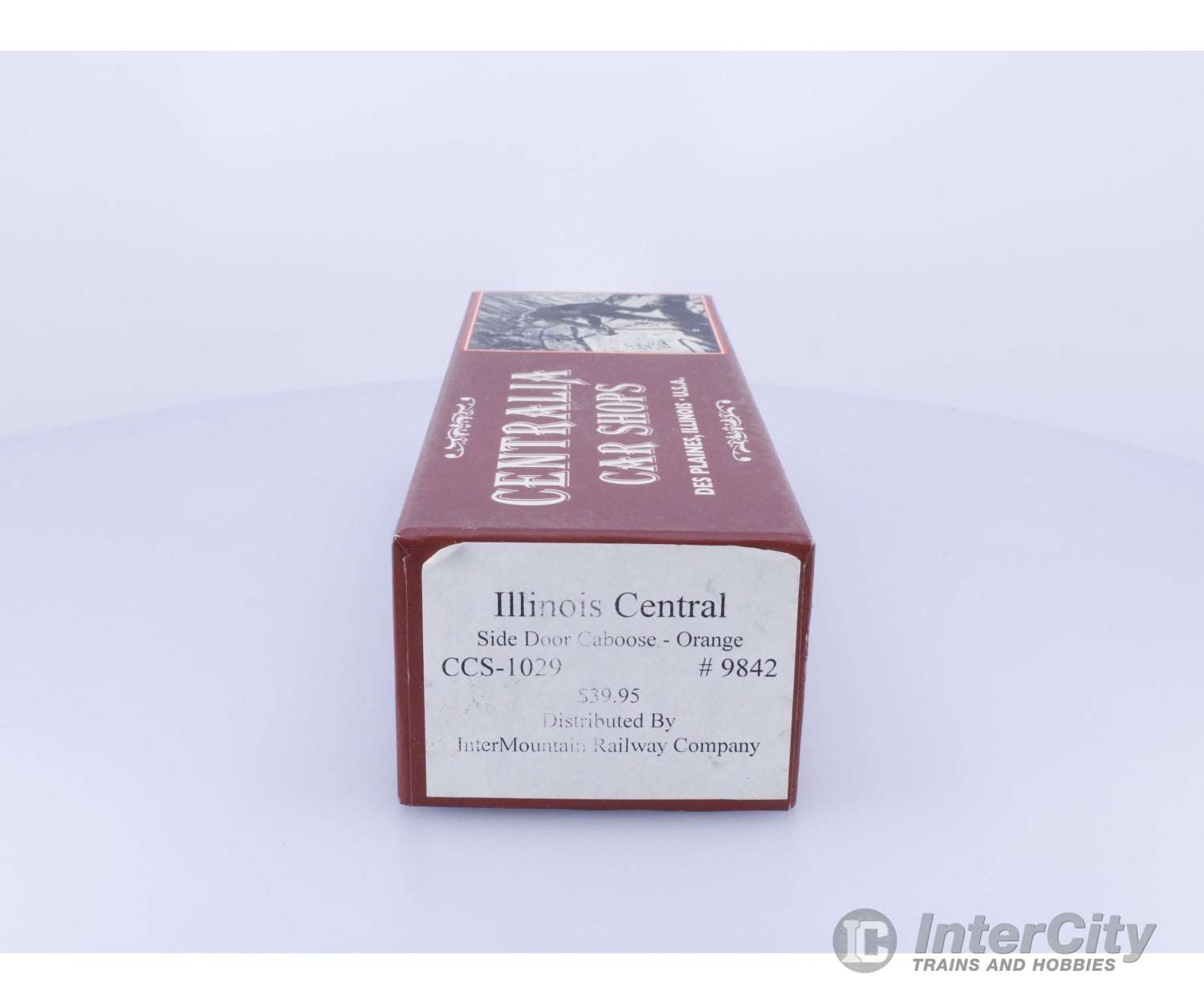 InterMountain CCS-1029 HO Side Door Caboose Illinois Central (IC) 9842 Freight Cars