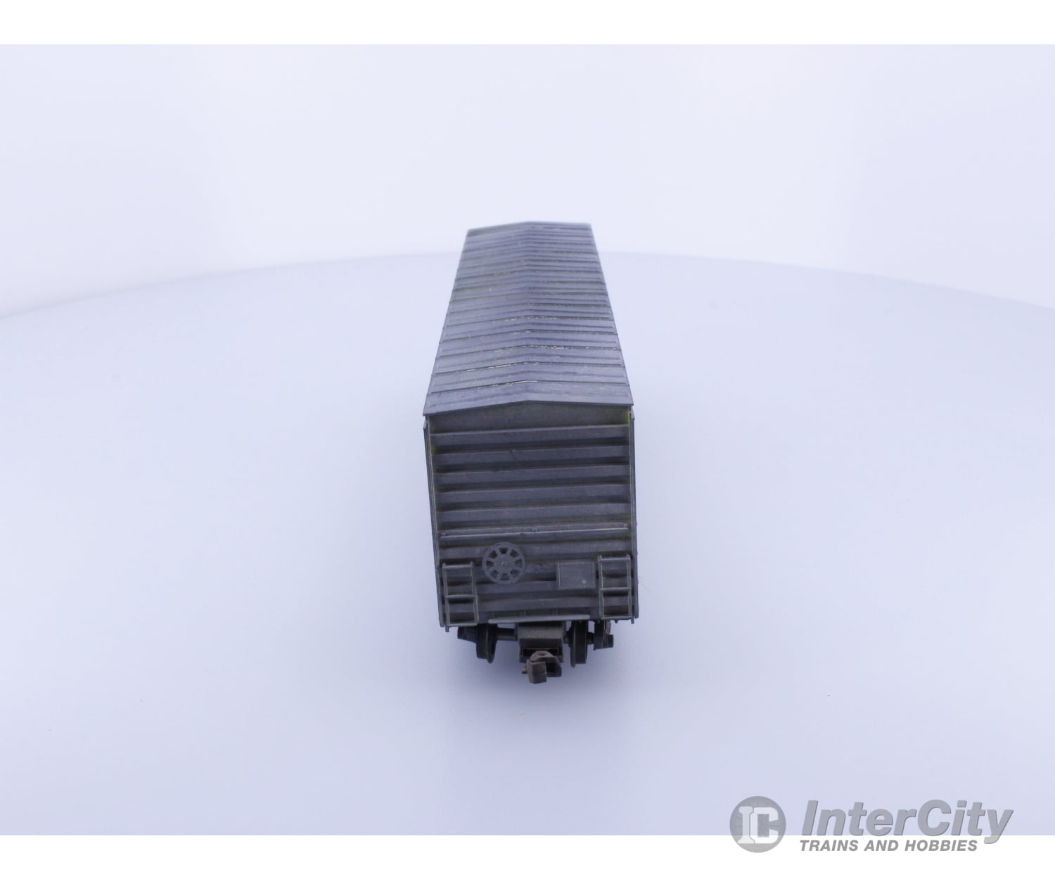 InterMountain HO Boxcar 40’ Weathered Freight Cars