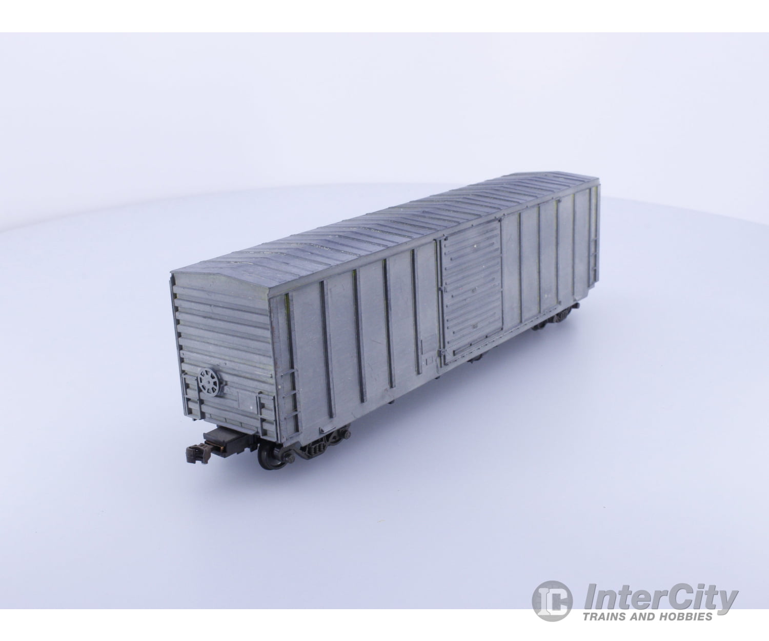InterMountain HO Boxcar 40’ Weathered Freight Cars