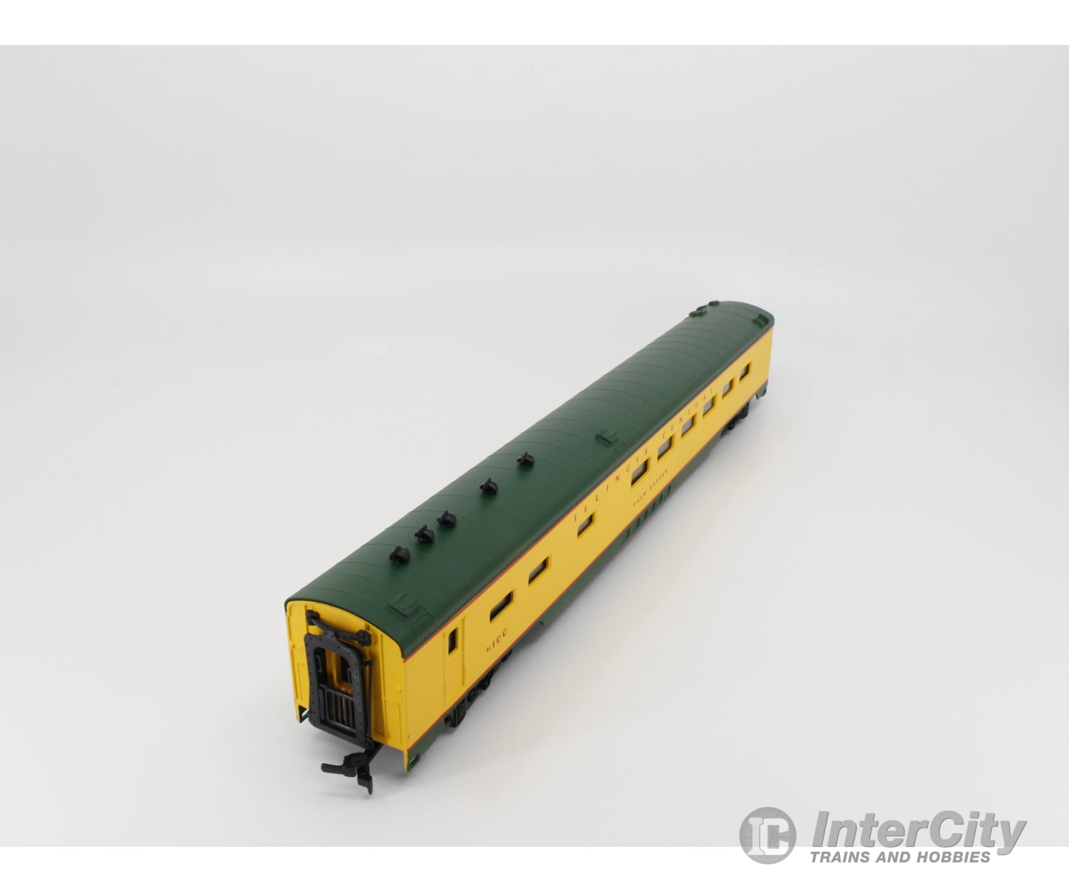 International Hobby Corp. 48332 Ho Dining Passenger Car Smooth Side P.s. Illinois Central (Ic) 4100