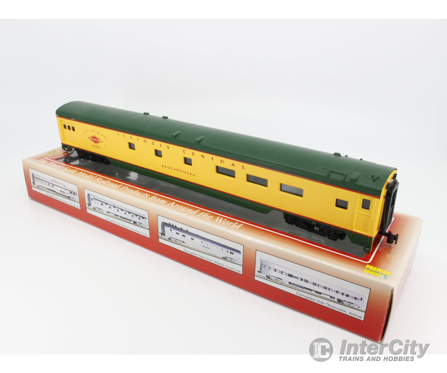 International Hobby Corp. 48334 Ho Combine Passenger Car Smooth Side P.s. Illinois Central (Ic)