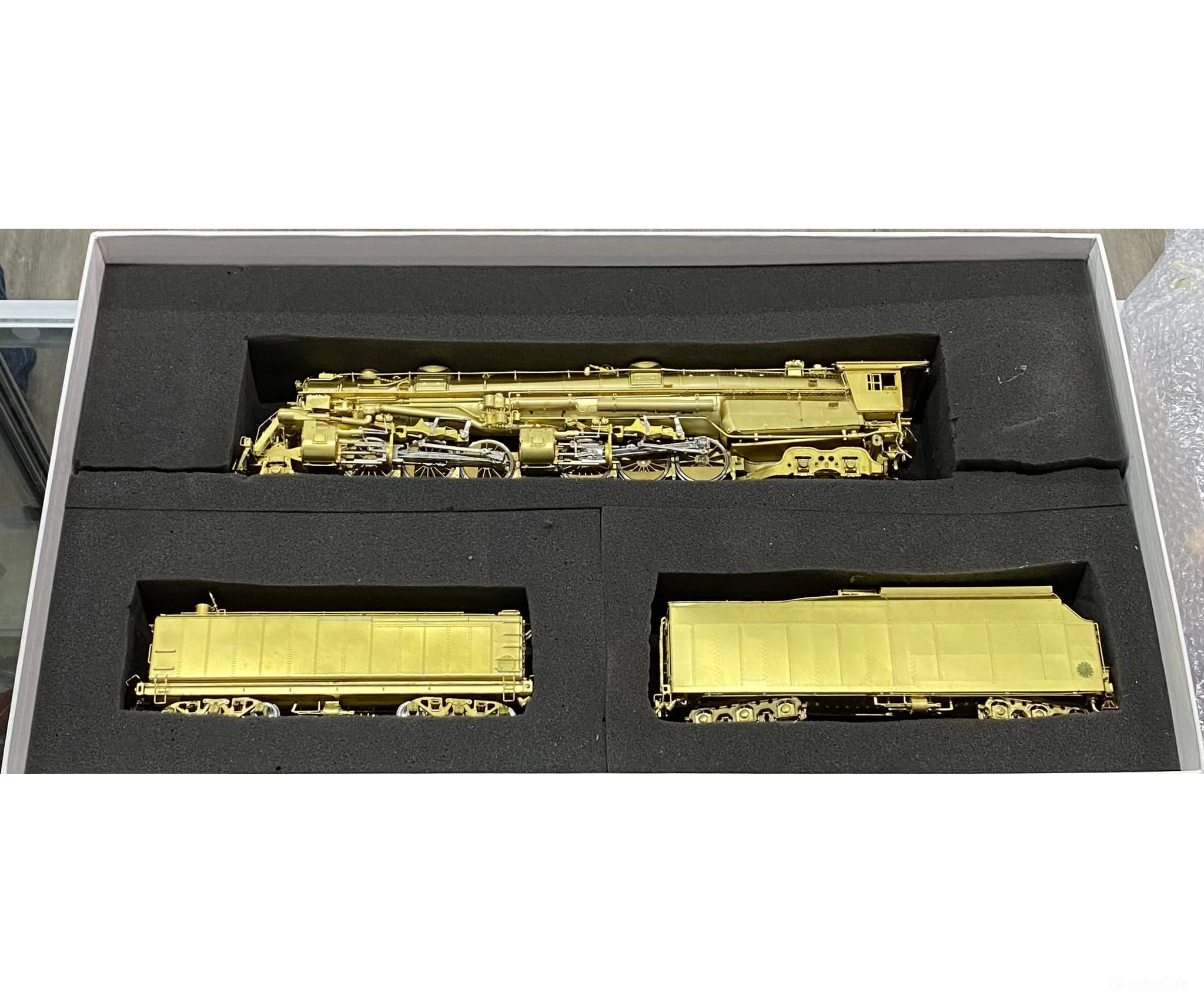Iron Horse Models 15515 O Brass Class A 2-6-6-4 Steam Locomotive and Tender with Auxiliary Water Car Norfolk & Western