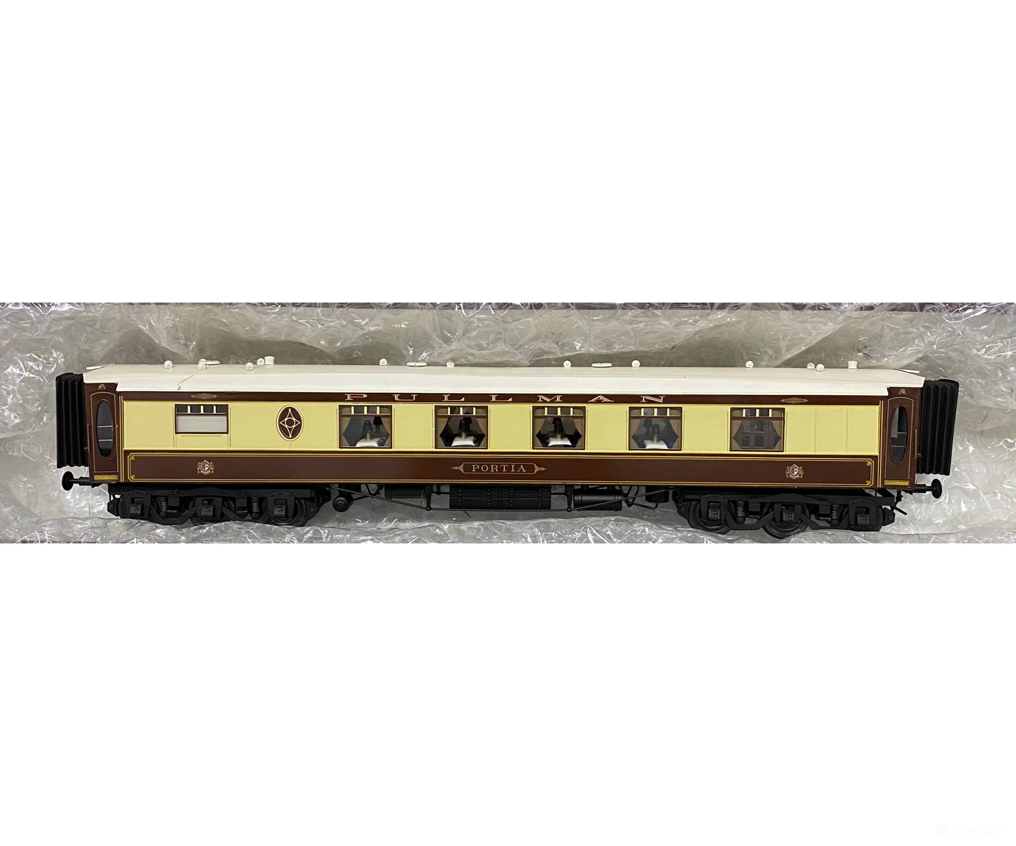 J&M Models GP310 1 Pullman Coach Portia Brown and Cream Livery European Passenger Cars