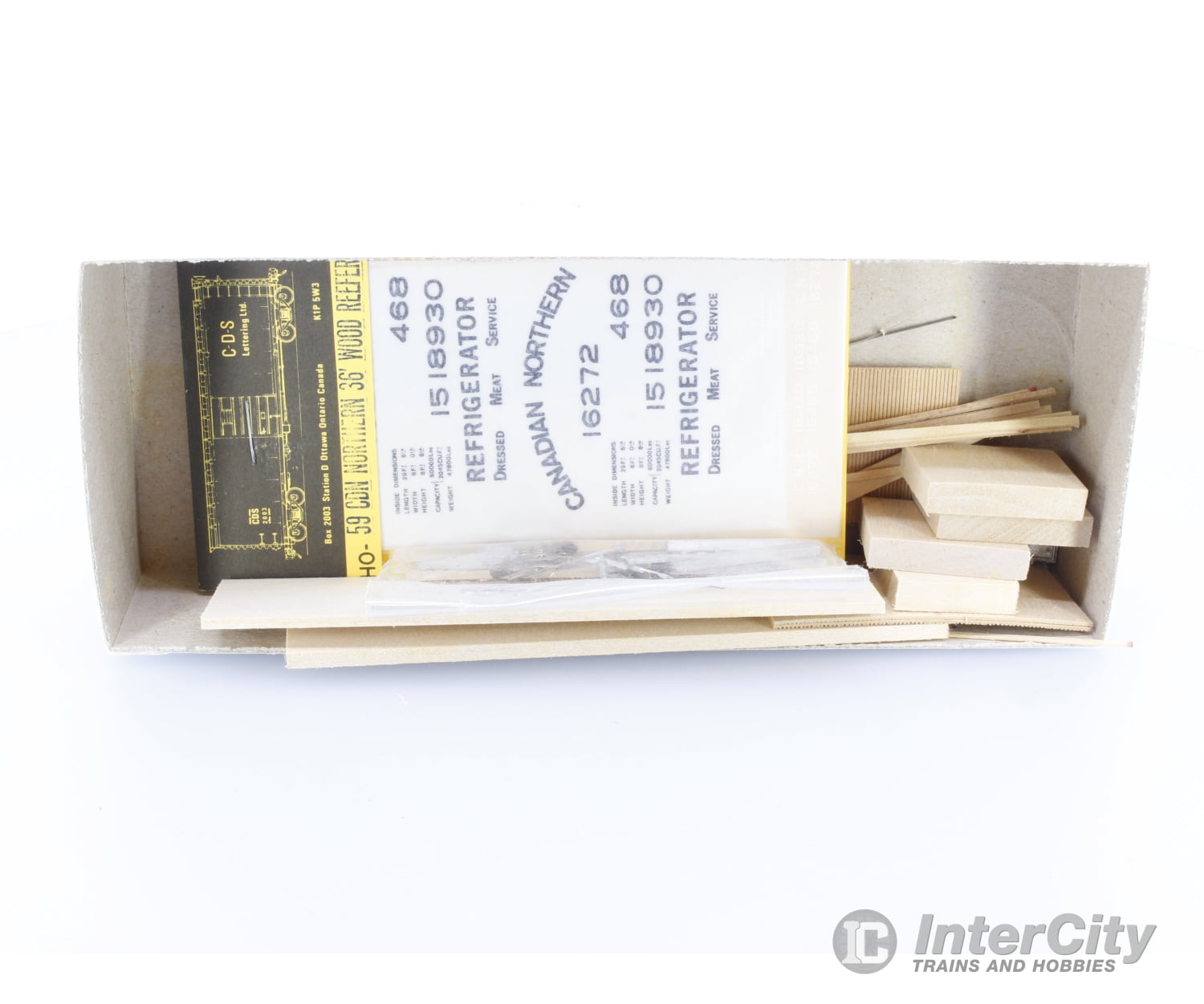 Juneco K-9 HO 36’ Truss Rod Reefer Kit Canadian National (CN) Freight Cars