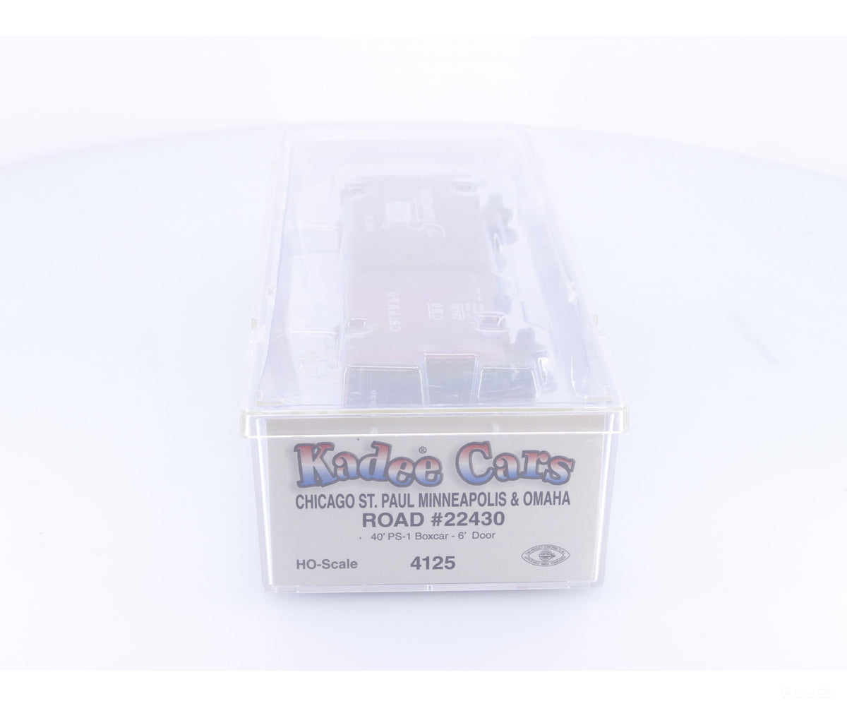 Kadee 4125 HO 40’ PS-1 Boxcar 6’ Door Chicago St. Paul Minneapolis & Omaha 22430 - Freight Cars