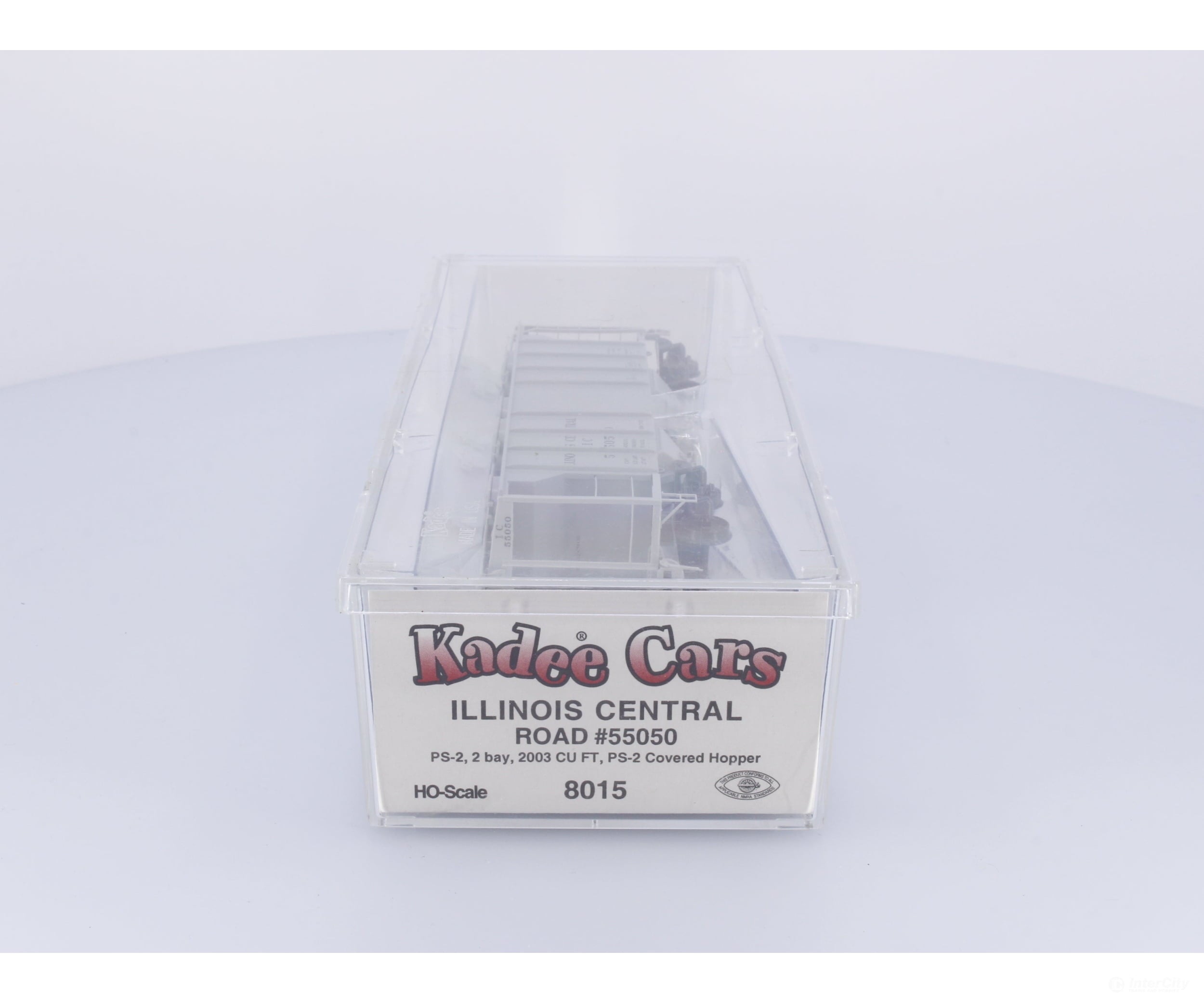 Kadee 8015 HO PS-2 2 Bay 2003 CU FT Covered Hopper Illinois Central (IC) 55050 Freight Cars