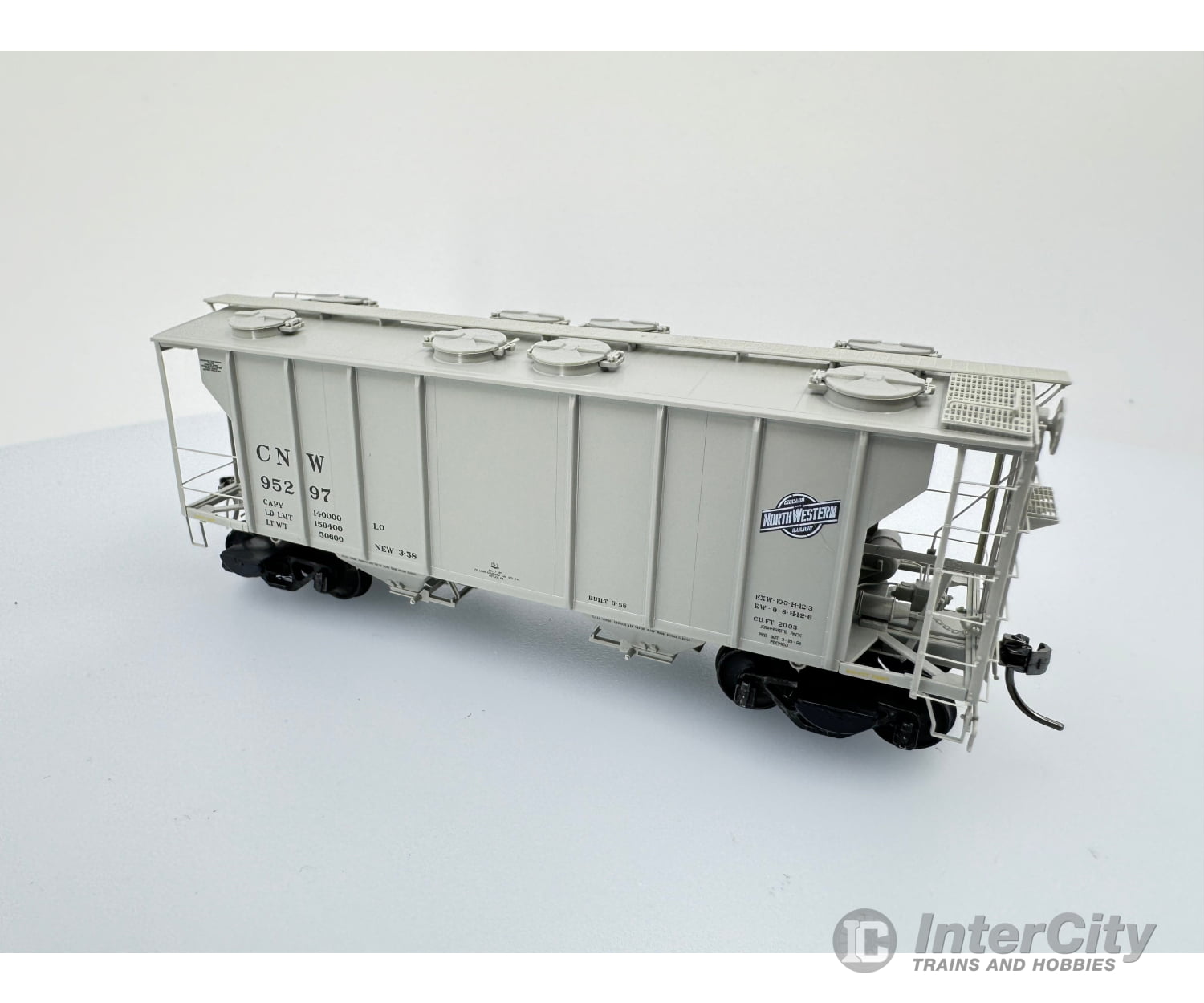 Kadee 8216 Ho Ps-2 2 Bay 2003 Cu Ft Covered Hopper Chicago And North Western (Cnw) 95297 Freight