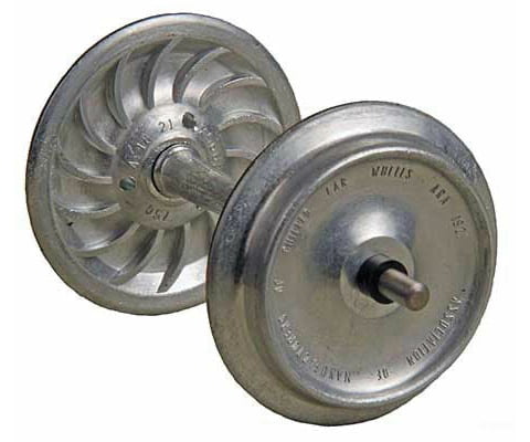 Kadee 951 Ribbed-Back Metal Wheelsets -- 33" Diameter for 1/29 Scale or 36" for 1/32 (#1) Scale (uncolored) 1 Set - Default Title (IC-380-951)