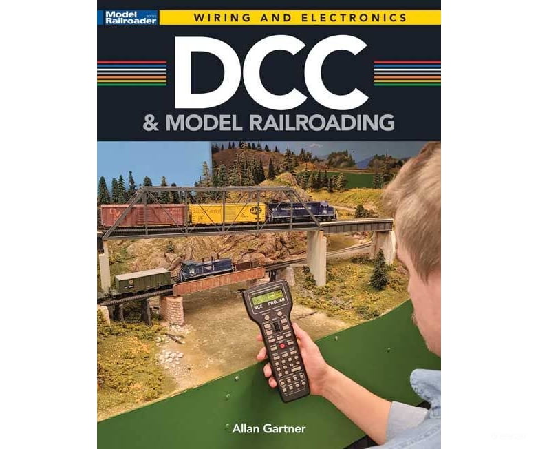 Kalmbach 12849 Dcc And Model Railroading - Softcover Books