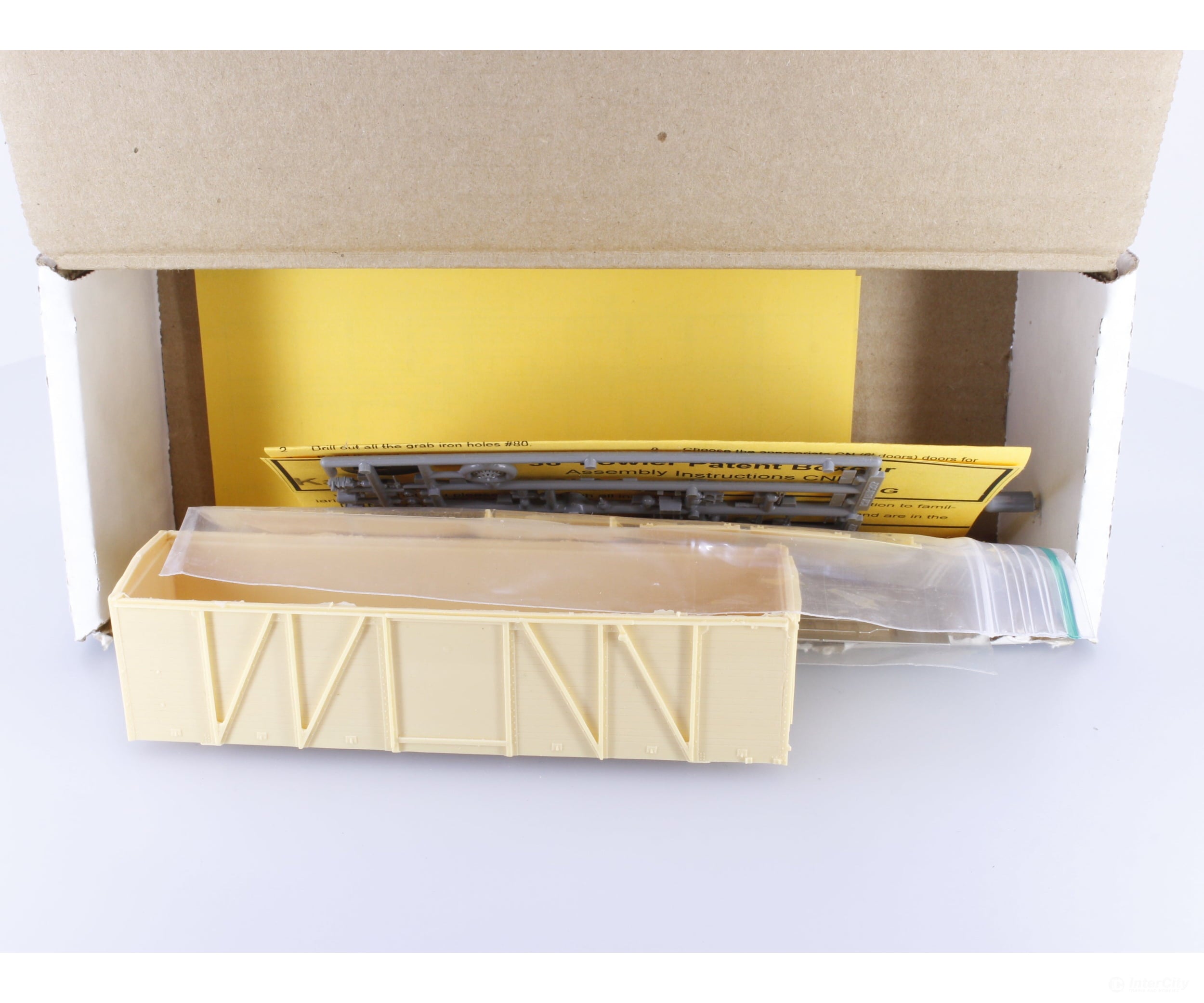 Kaslo Shops HK-9 HO 36’ Fowler Boxcar Kit Canadian National (CN) - Freight Cars