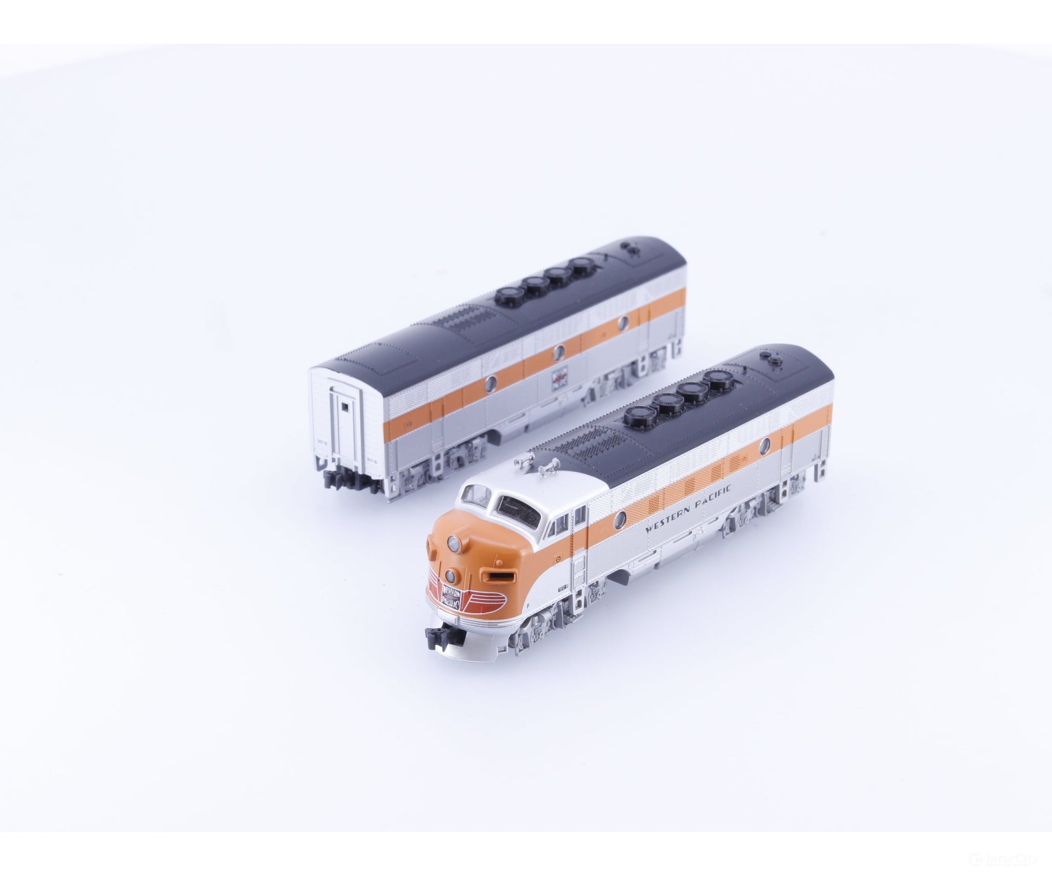 Kato 106-0302 N F3A/B Diesel Locomotive Set Western Pacific (WP) 801-A,801-B Analog DC - Locomotives