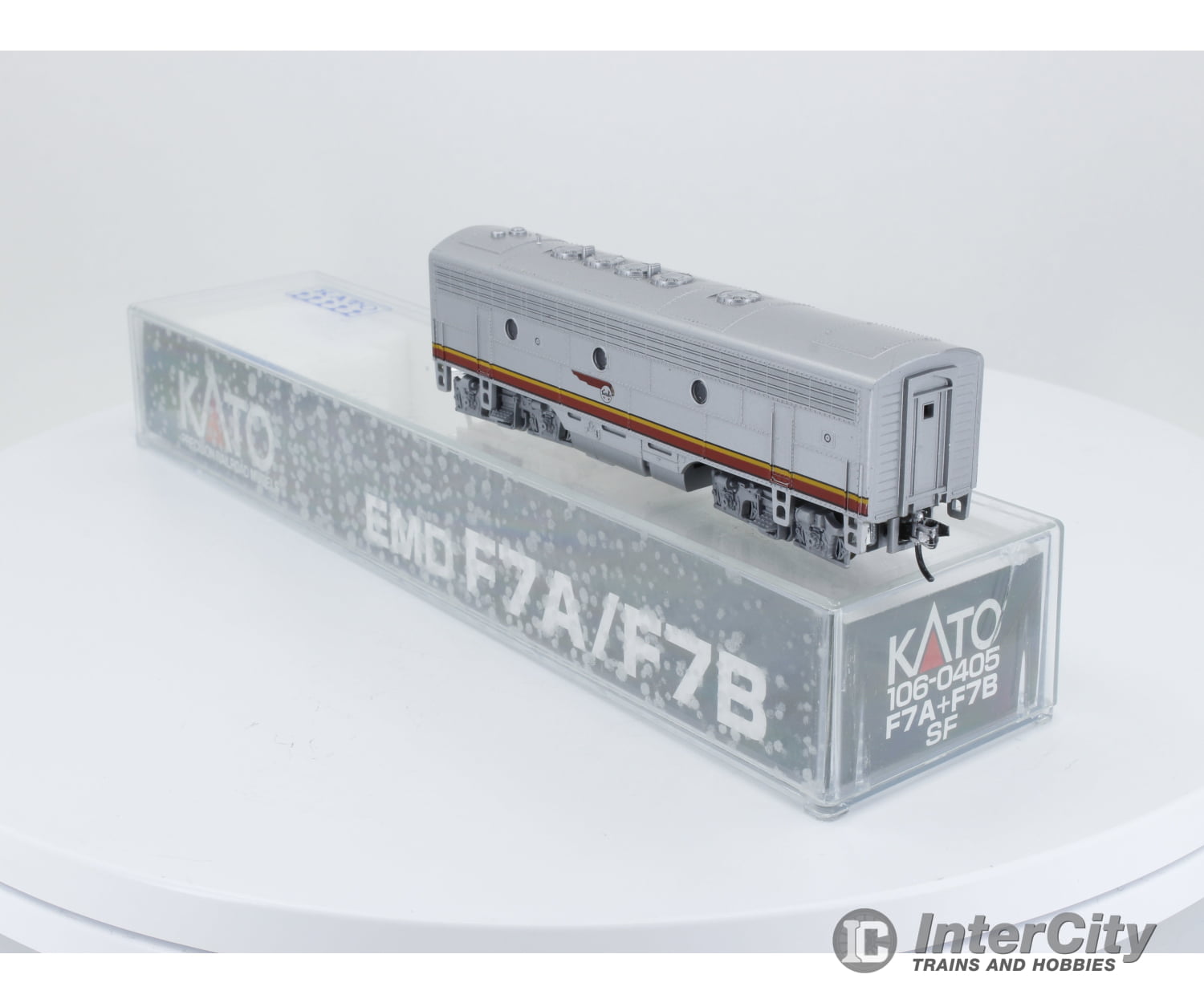 Kato 106-0405 N Emd F7B Passenger Car Set Santa Fe (Sf) (2) Cars