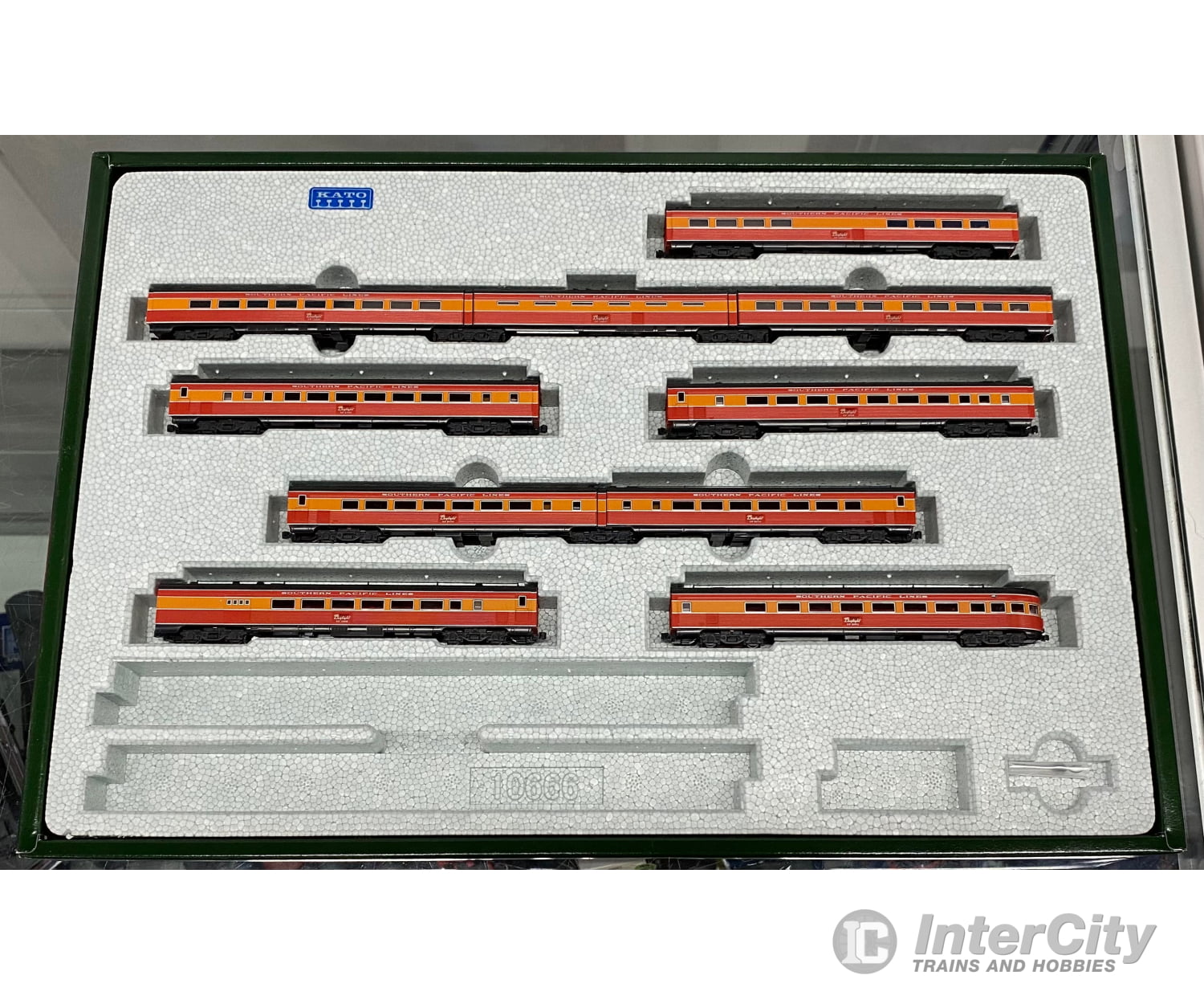 Kato 106-062 N Morning Daylight 10 Car Passenger Set Southern Pacific (SP) Daylight Passenger Cars