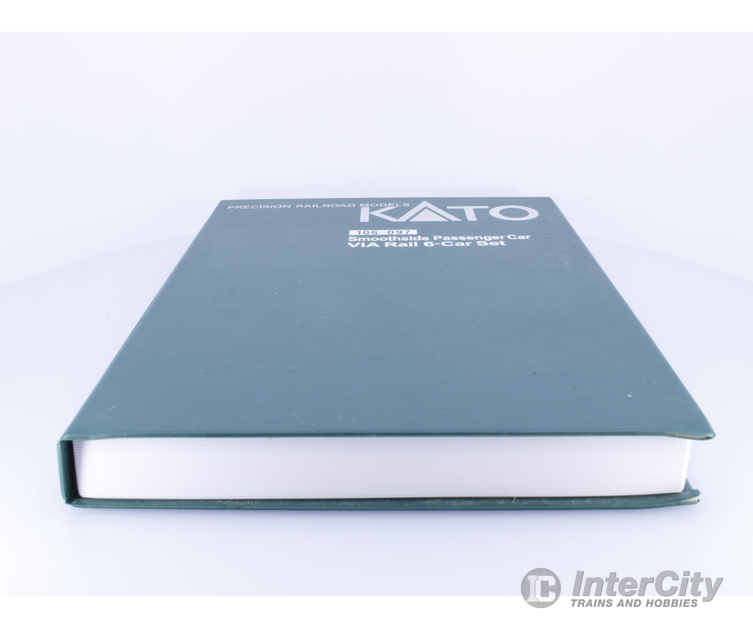 Kato 106-097 N Smoothside Passenger 6 Car Set Very Rare Via Rail (VIA) (#2) Passenger Cars