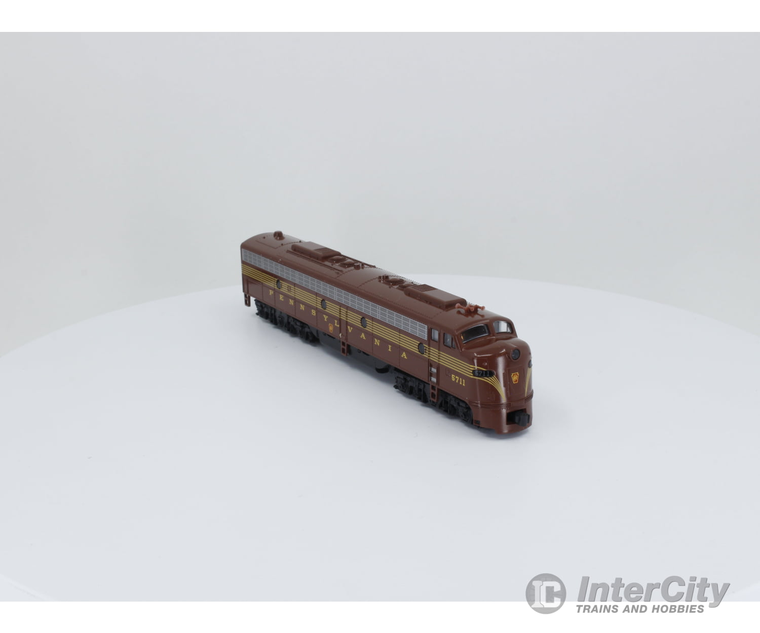 Kato 106-2001 N Japanese E8/9A + A Pennsylvania Locomotive (Prr) 5711 Analog Dc Locomotives