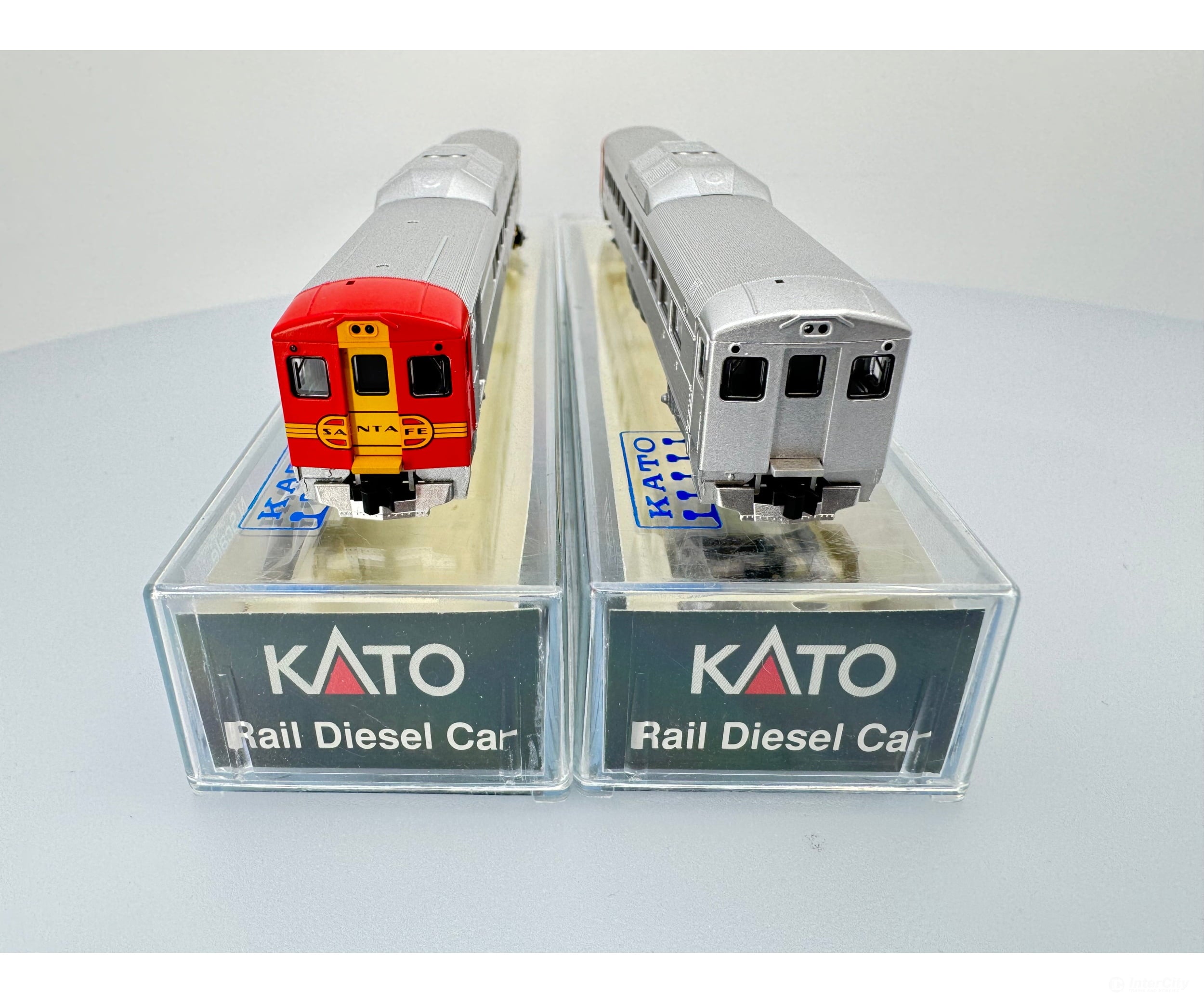 Kato 1063009 N Rail Diesel Car Slsanta Fe (Sf) Dc191/192 Analog Dc Locomotives