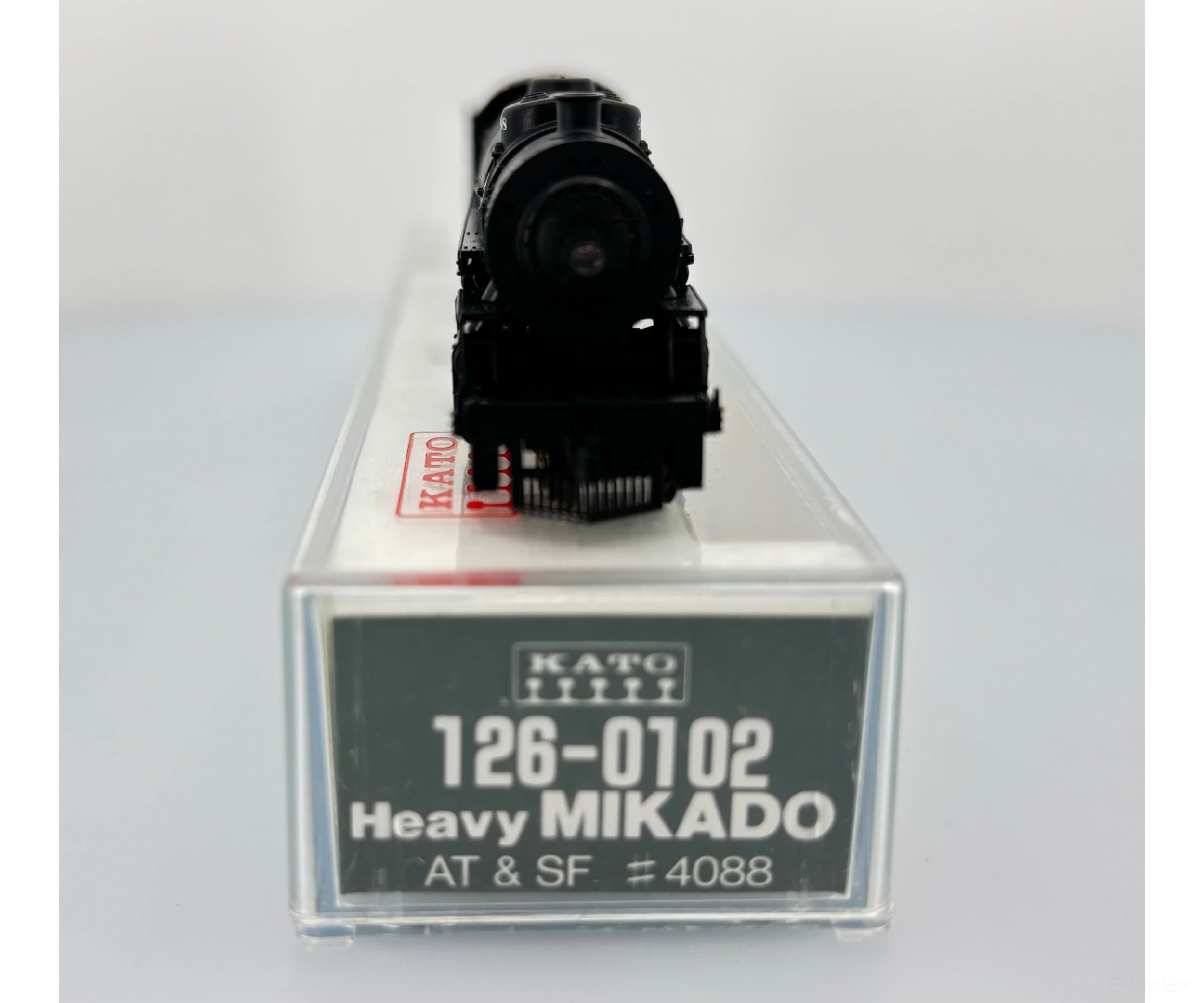 Kato 126-0102 N Heavy Mikado Usra 2-8-2 Decaled To Northern Pacific (Np) 2304 Analog Dc Locomotives