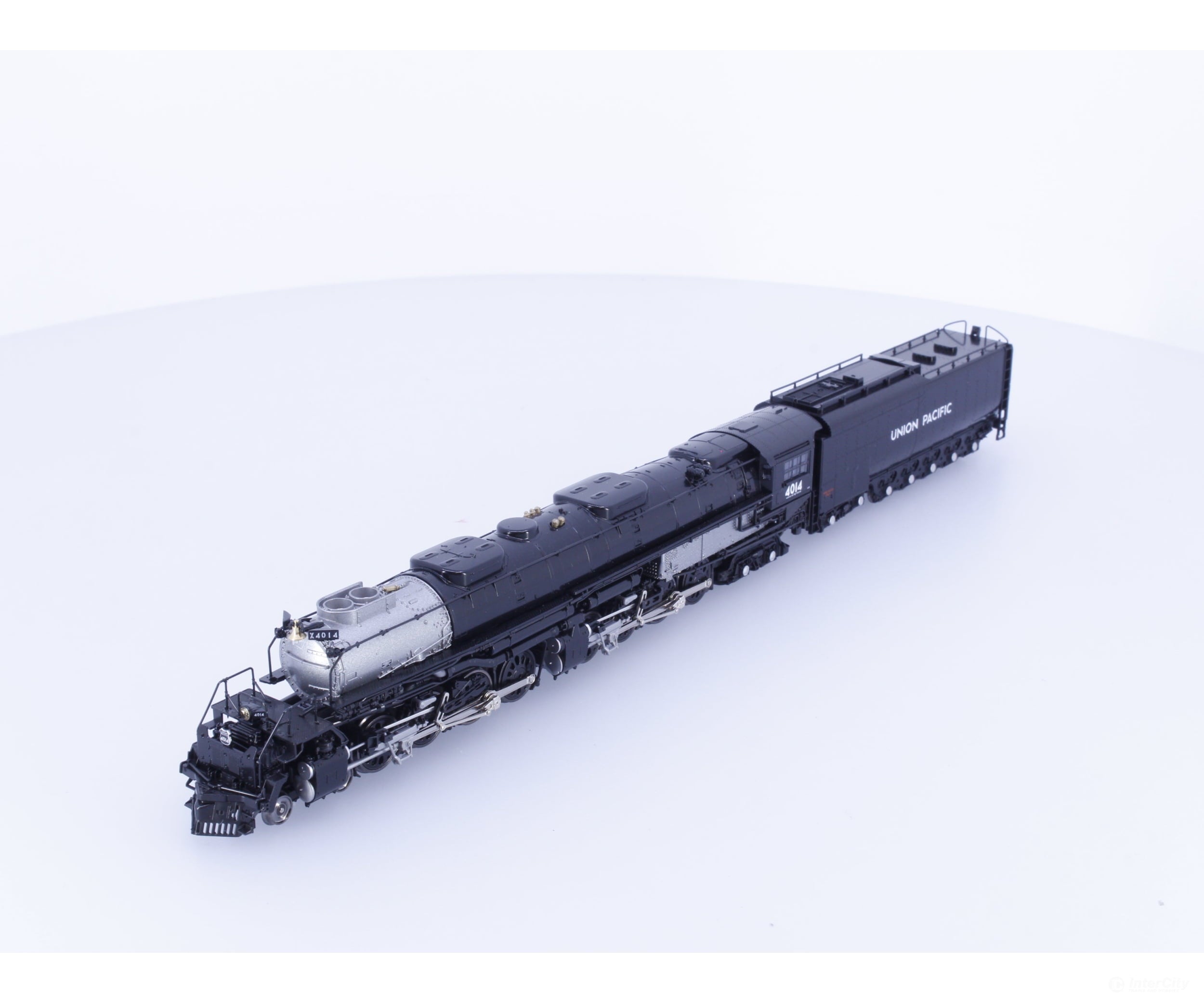 Kato 126-4014-S N 4-8-8-4 Big Boy Steam Locomotive Union Pacific (UP) 4014 DCC & Sound Locomotives