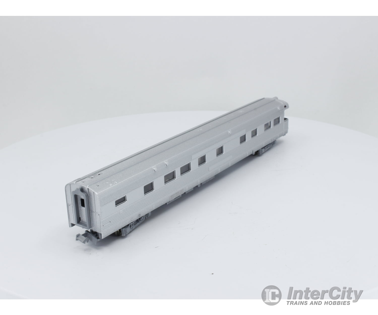 Kato 156-0800 N Business Coach Undecorated Passenger Cars