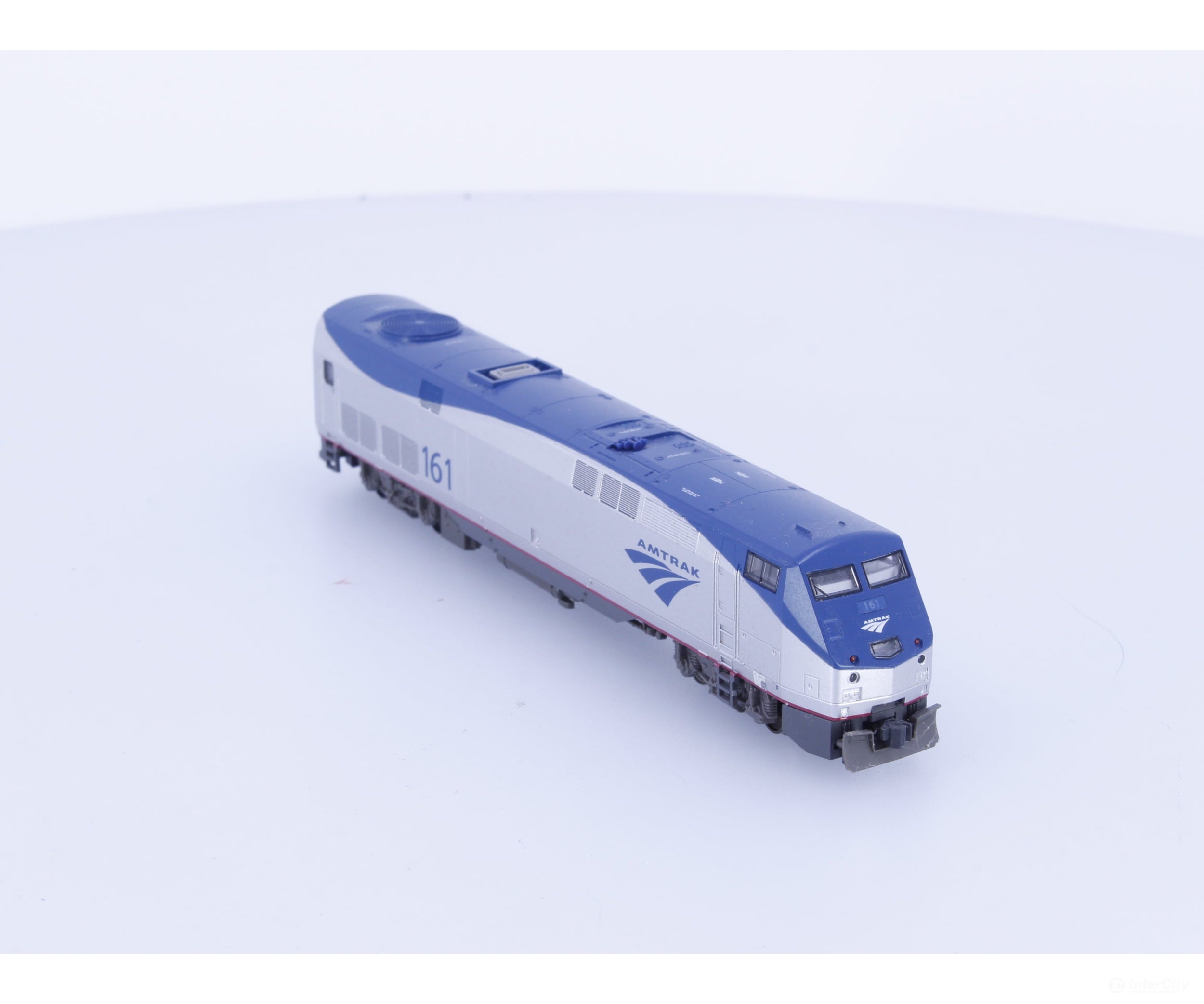 Kato 161 N P42 Genesis Diesel Locomotive Amtrak (AMTK) 161 Analog DC - Locomotives