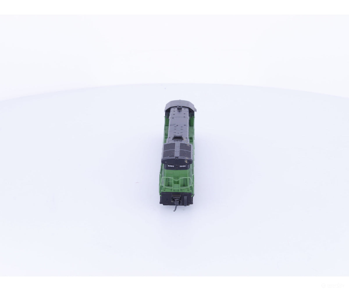 Kato 176-0947 N C30-7 Diesel Locomotive Burlington Northern (BN) 5000 Analog DC - Locomotives