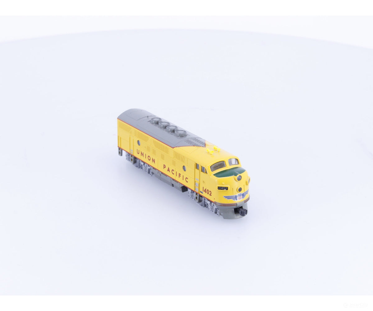 Kato 176-1103 N EMD F3A Diesel Locomotive Union Pacific (UP) 1402 Analog DC - Locomotives