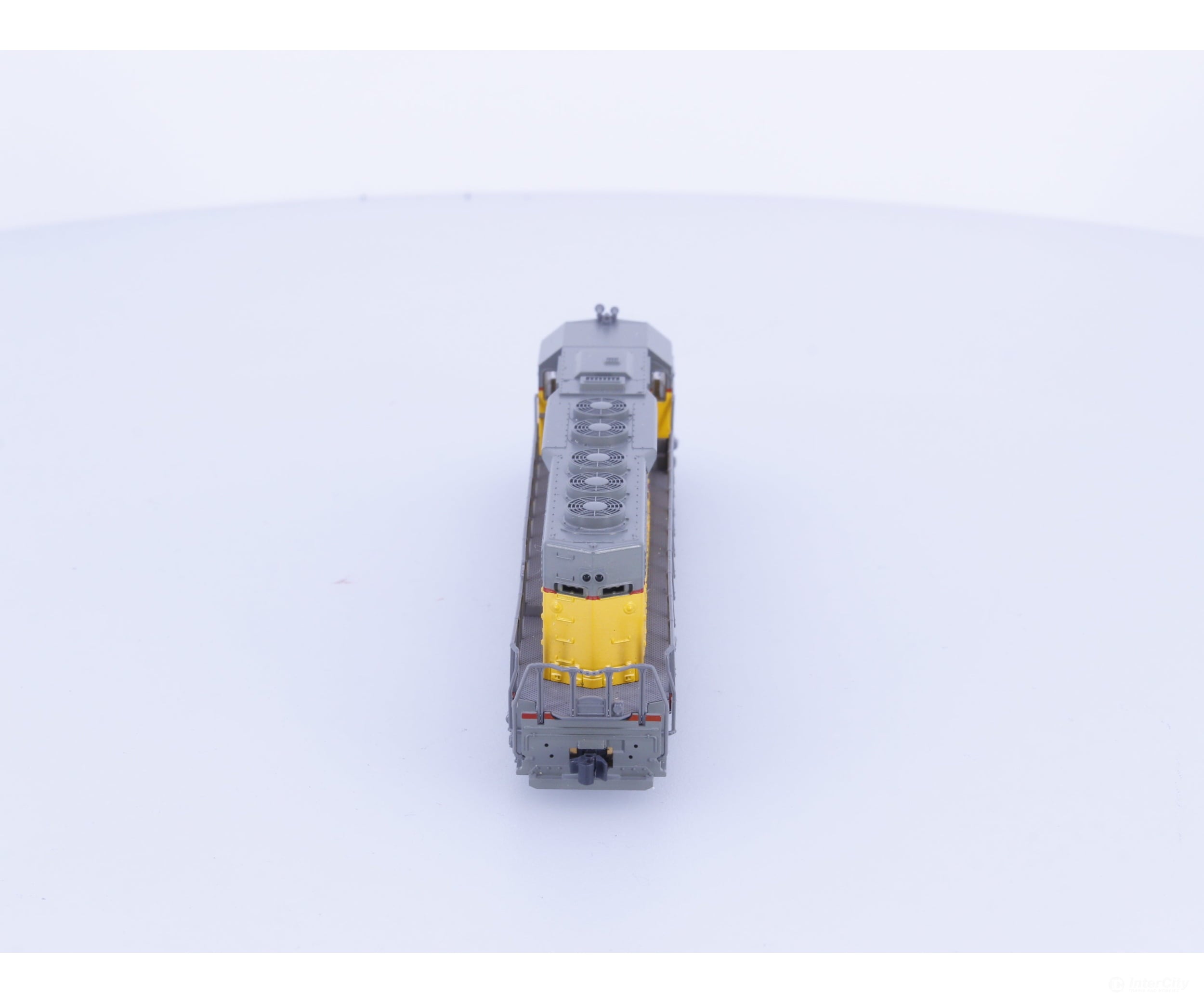 Kato 176-2103 N SD40 Diesel Locomotive Union Pacific (UP) 3039 Analog DC - Locomotives