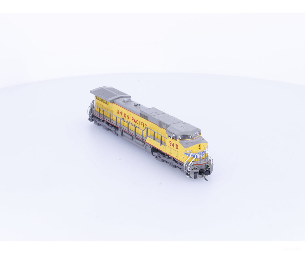Kato 176-3306 N C44-9W Diesel Locomotive Union Pacific (UP) 9410 Analog DC - Locomotives