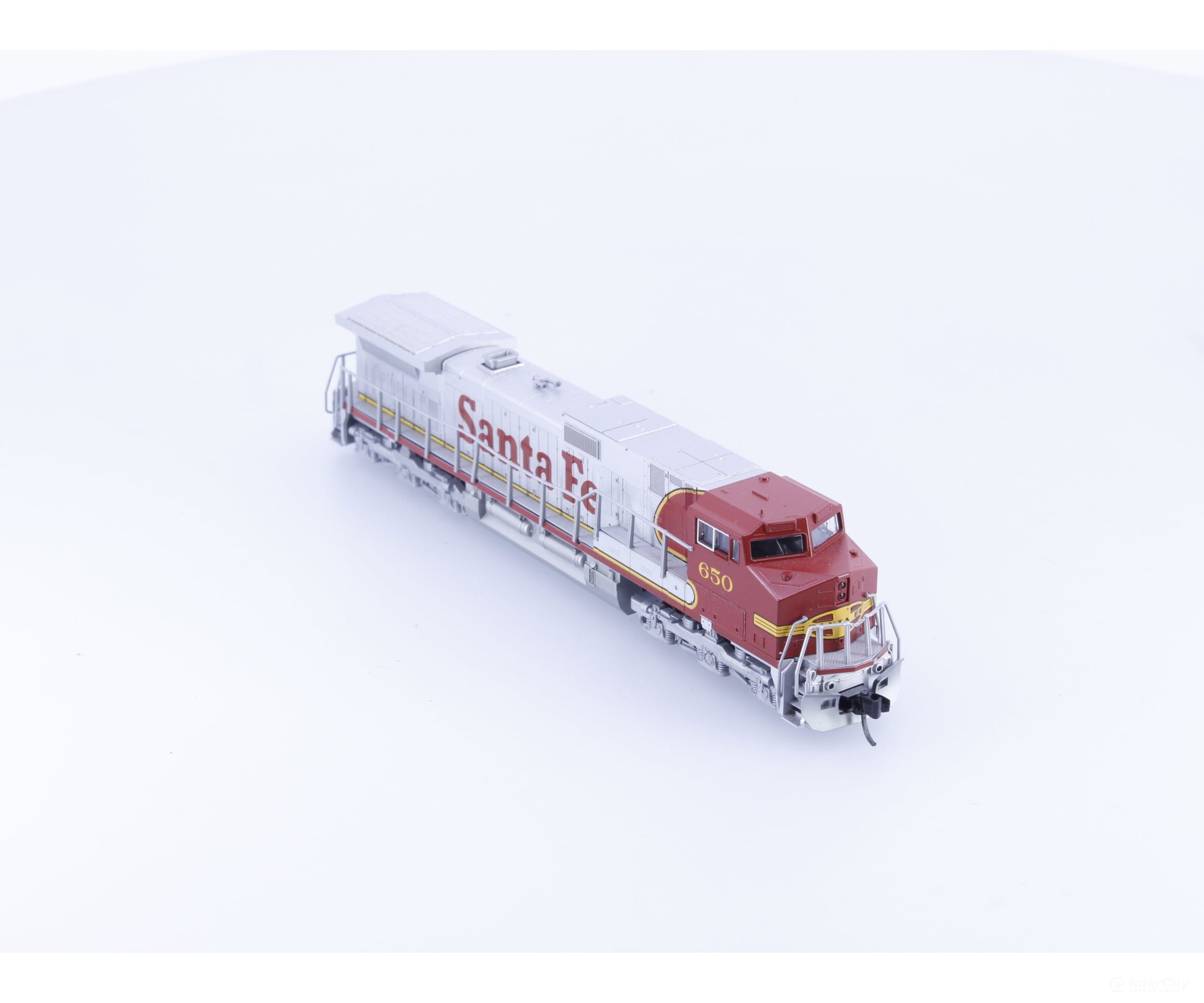 Kato 176-3502 N C44-9W Diesel Locomotive Santa Fe (SF) 650 Analog DC
