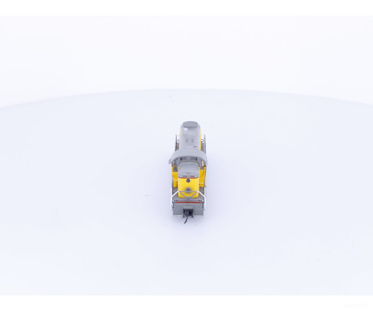 Kato 176-4305 N RSC-2 Diesel Locomotive Union Pacific (UP) 1281 Analog DC - Locomotives