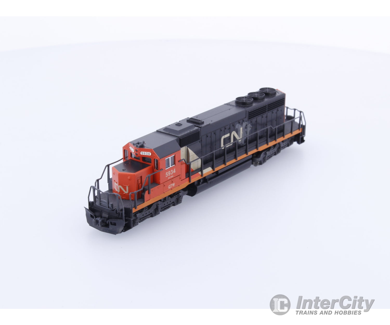Kato 176-4702 N SD40-2 Early Diesel Locomotive Canadian National (CN) 5934 Analog DC Locomotives