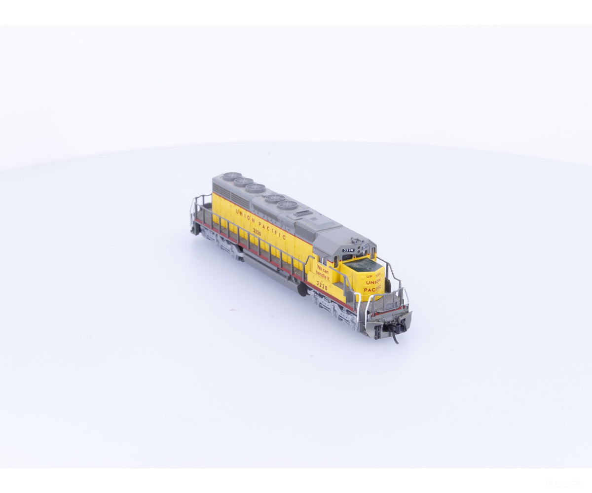 Kato 176-4812 N SD40-2 Early Diesel Locomotive Union Pacific (UP) 3220 Analog DC - Locomotives
