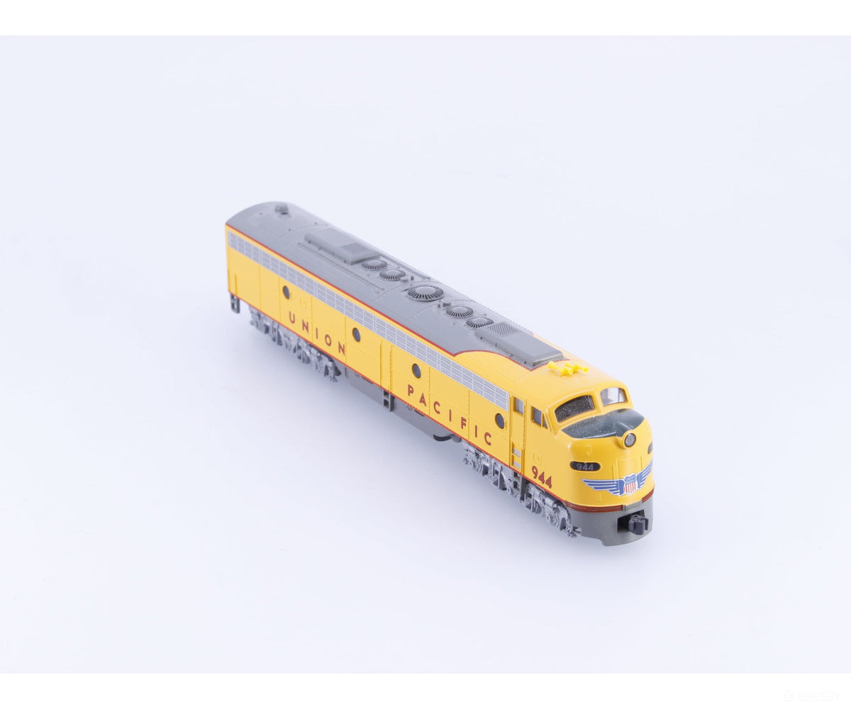 Kato 176-5315 N EMD E9A Diesel Locomotive Union Pacific (UP) 944 DCC - Locomotives