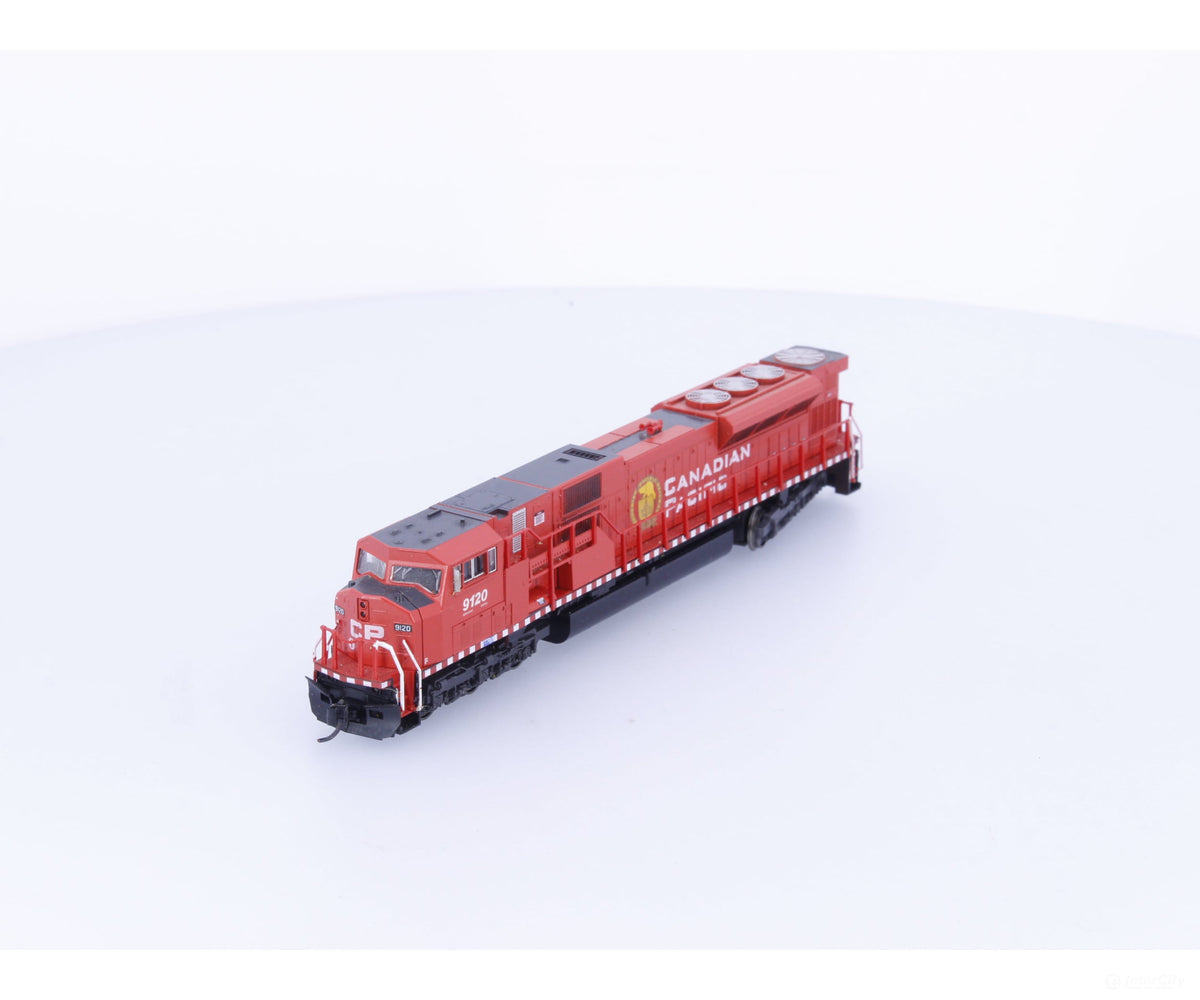 Kato 176-5601 N SD90/43 MAC Diesel Locomotive Canadian Pacific (CP) 9120 Analog DC - Locomotives