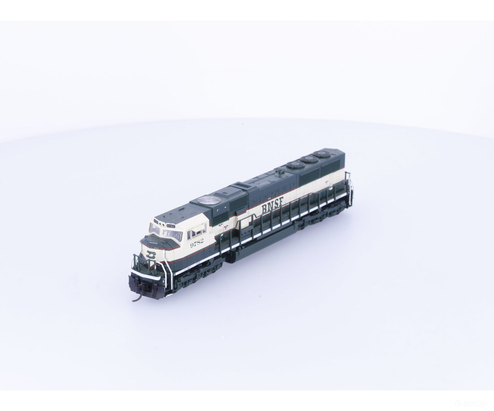 Kato 176-6301 N SD70MAC Diesel Locomotive Executive Scheme Burlington Northern Santa Fe (BNSF) 9782 Analog DC