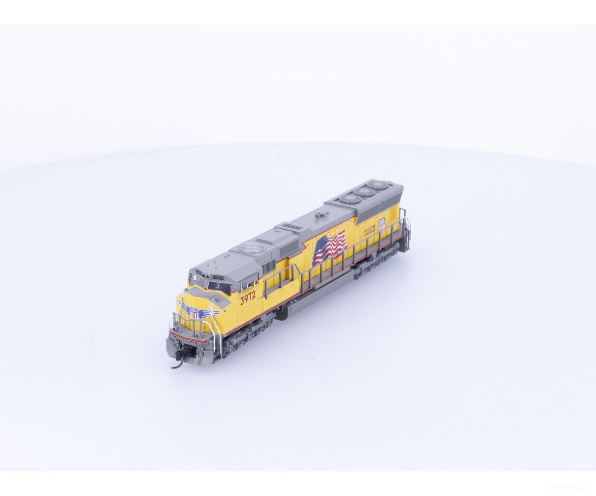 Kato 176-7504 N SD70M Diesel Locomotive Union Pacific (UP) 3972 DCC - Locomotives