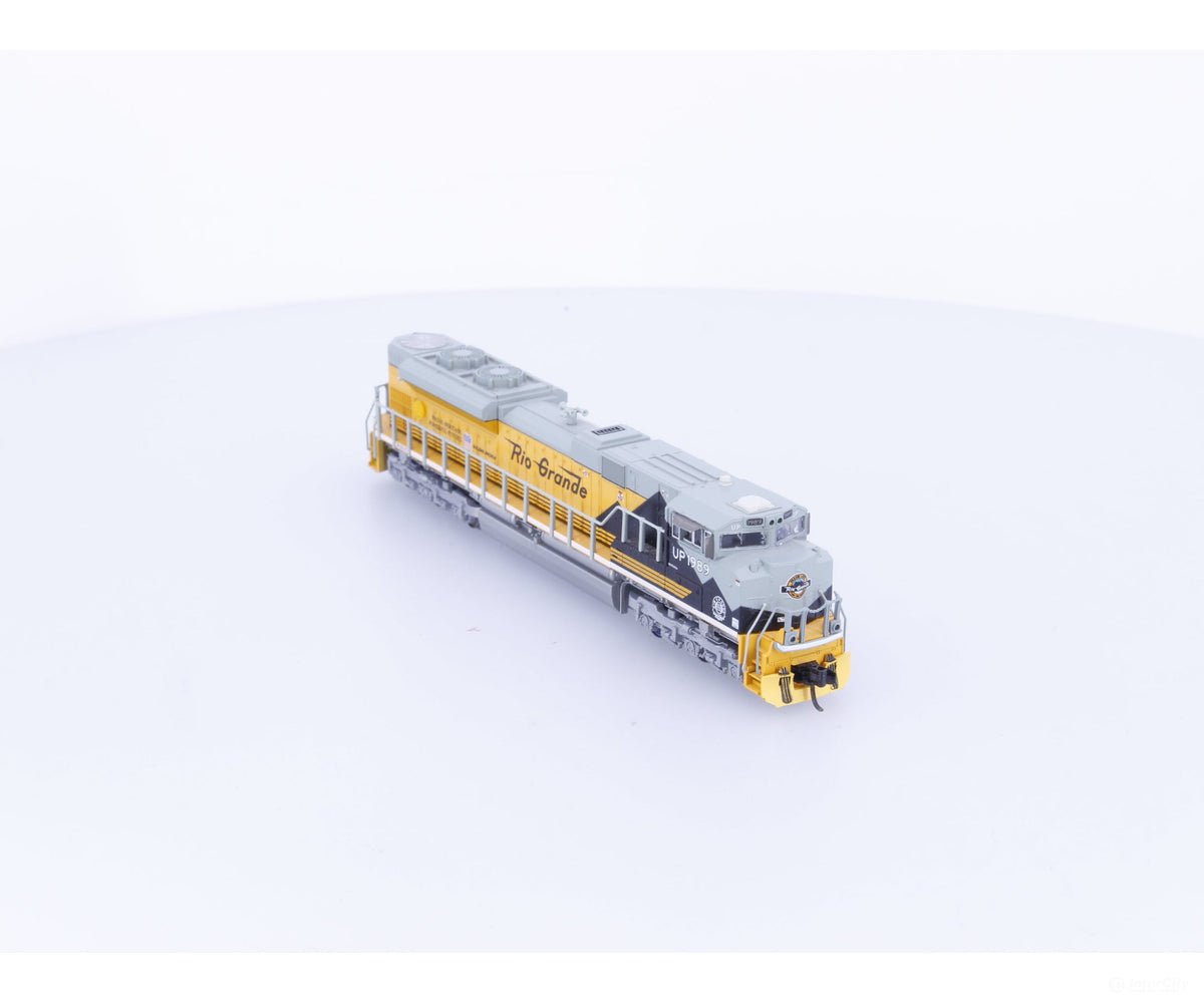 Kato 176-8405 N SD70ACe Diesel Locomotive UP Heritage D&RGW Union Pacific (UP) 1989 Analog DC - Locomotives