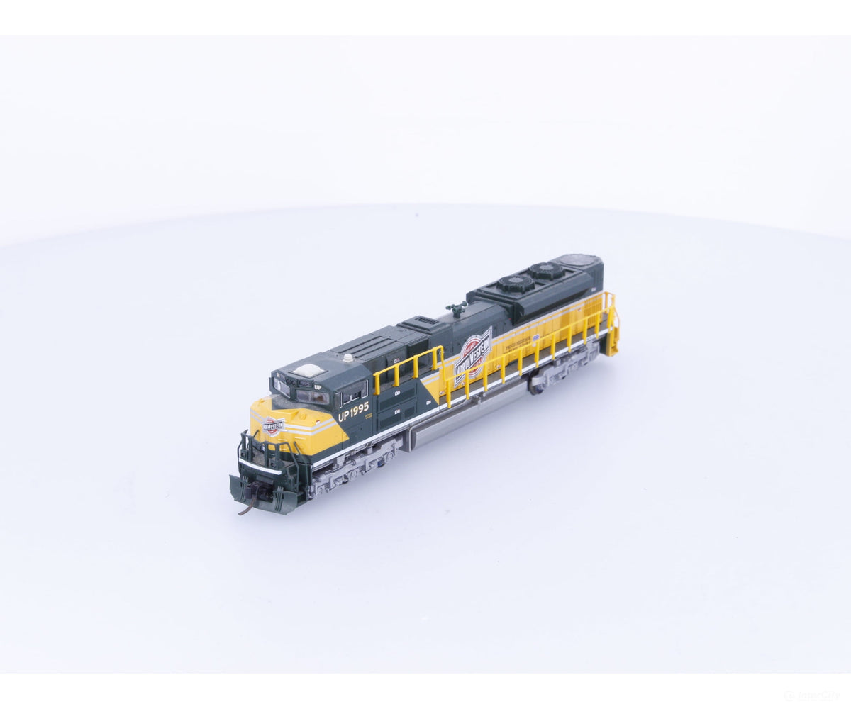 Kato 176-8407 N SD70ACe Diesel Locomotive UP Heritage C&NW Union Pacific (UP) 1995 Analog DC - Locomotives