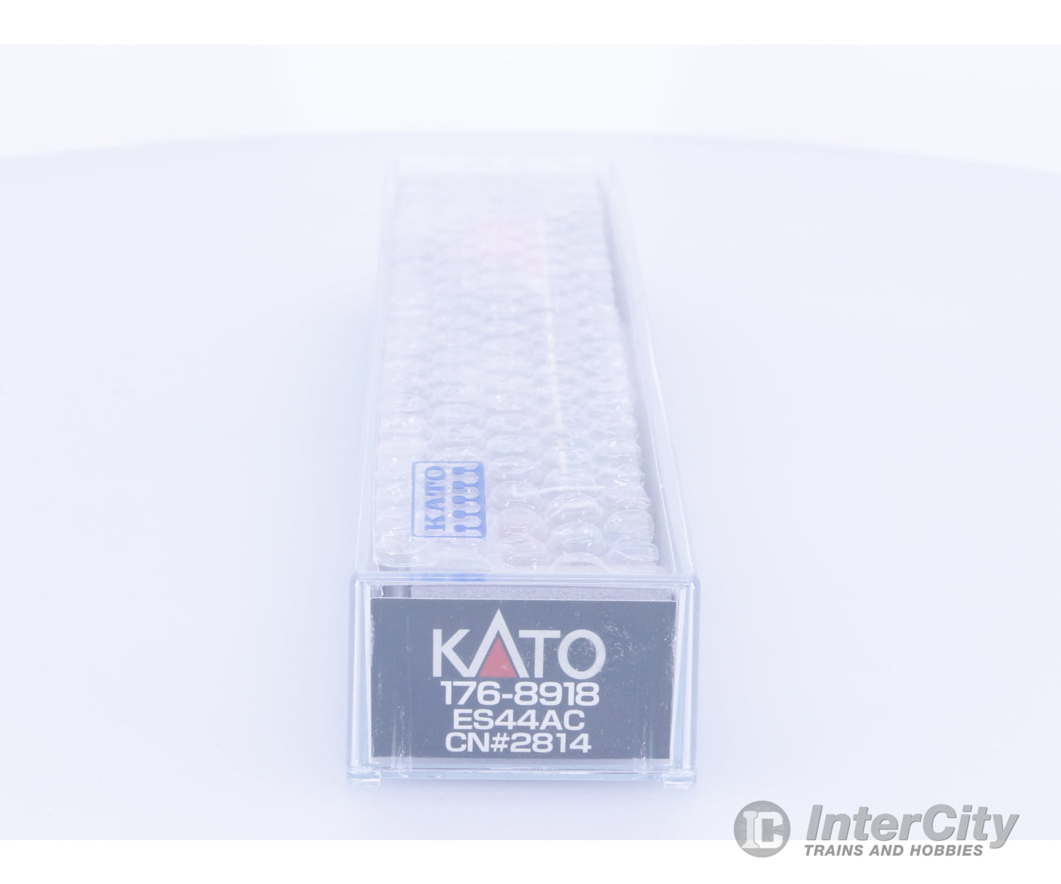 Kato 176-8918 N ES44AC Diesel Locomotive Canadian National (CN) 2322 Analog DC Locomotives