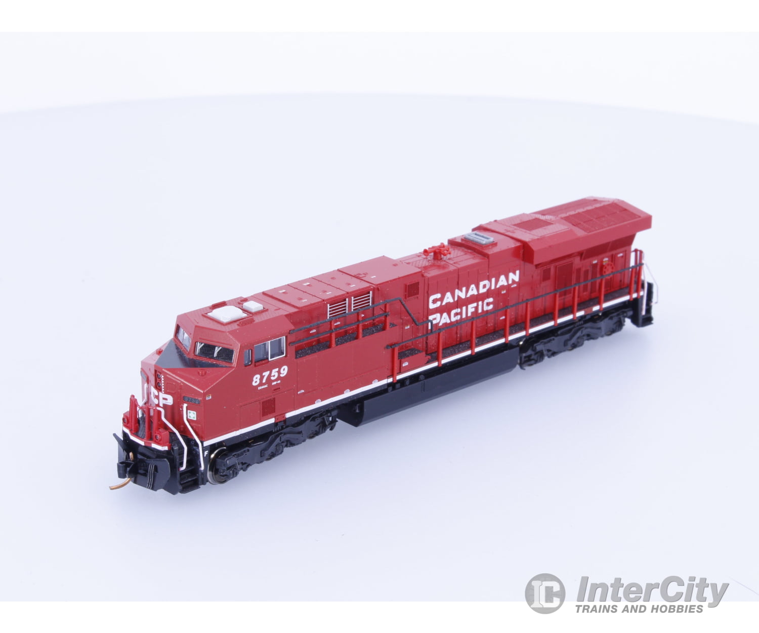 Kato 176-8921 N ES44AC Diesel Locomotive Canadian Pacific (CP) 8759 Analog DC Locomotives