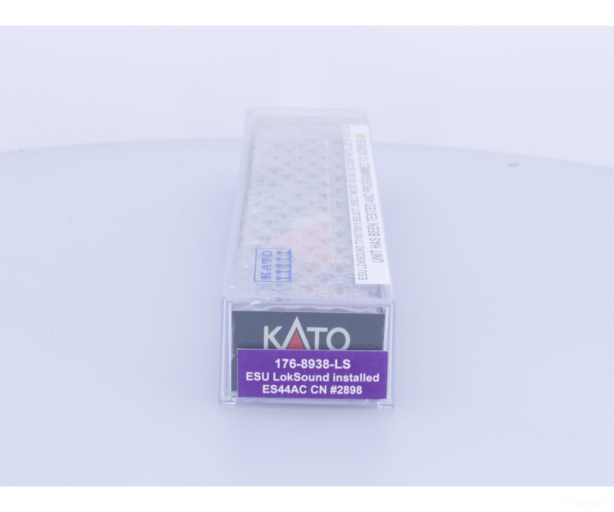 Kato 176-8938-LS N ES44AC Diesel Locomotive ESU Sound Canadian National (CN) 2898 DCC & Sound Locomotives